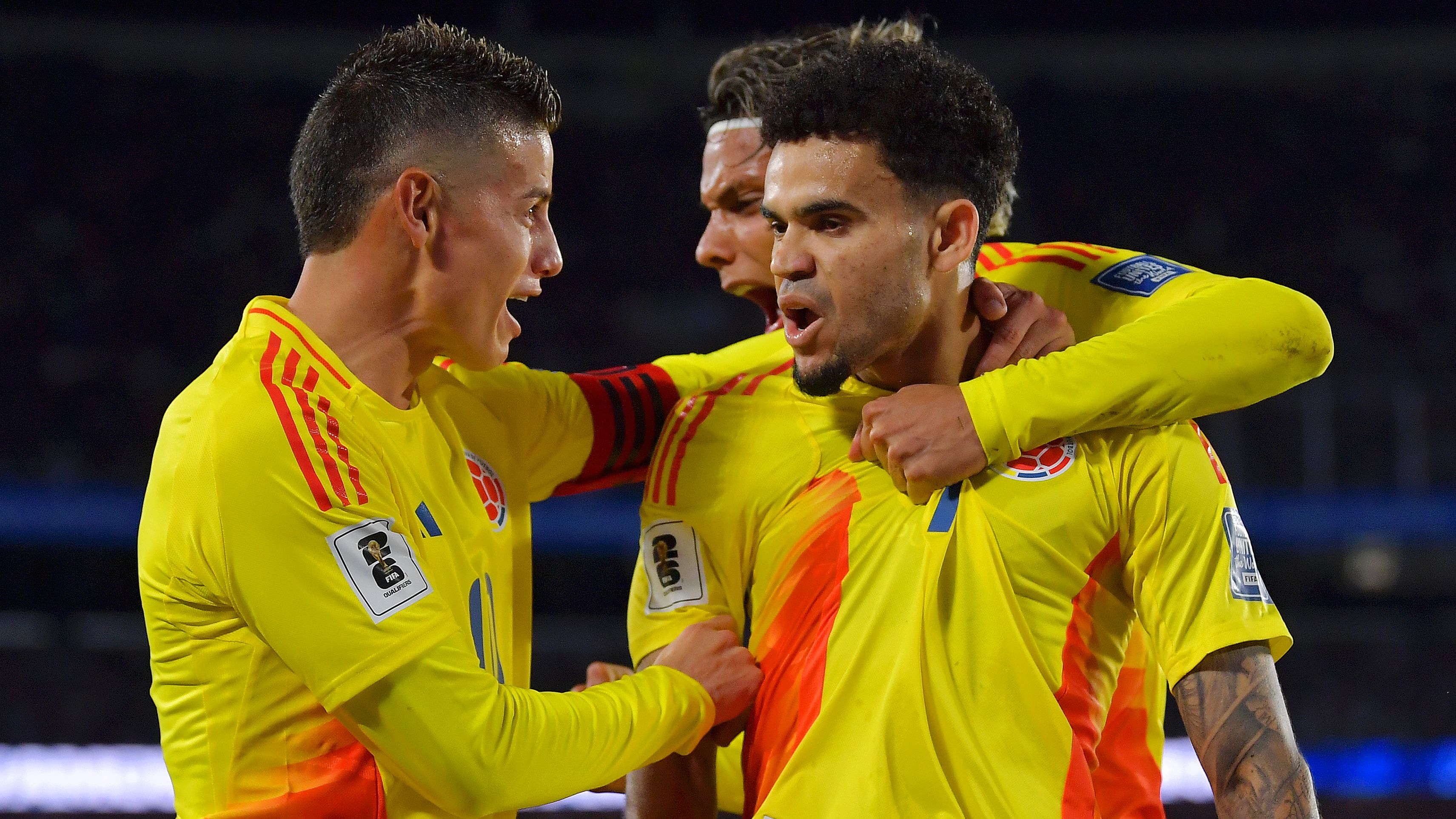 VIDEO: Liverpool's Luiz Diaz dances past four Argentina defenders to score INSANE solo goal for Colombia in World Cup qualifying clash | Goal.com UK