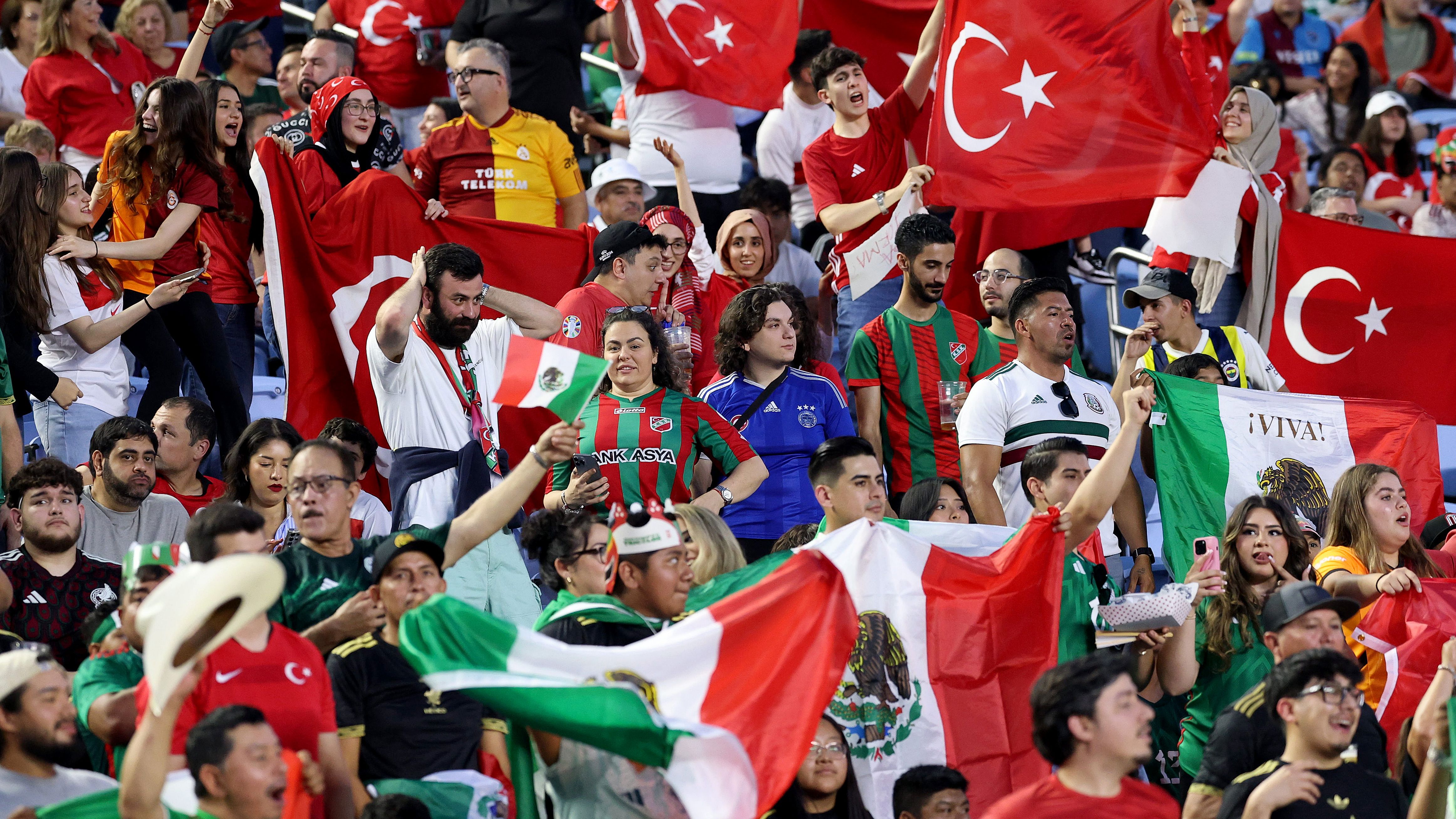 Mexico v Turkey - International Friendly