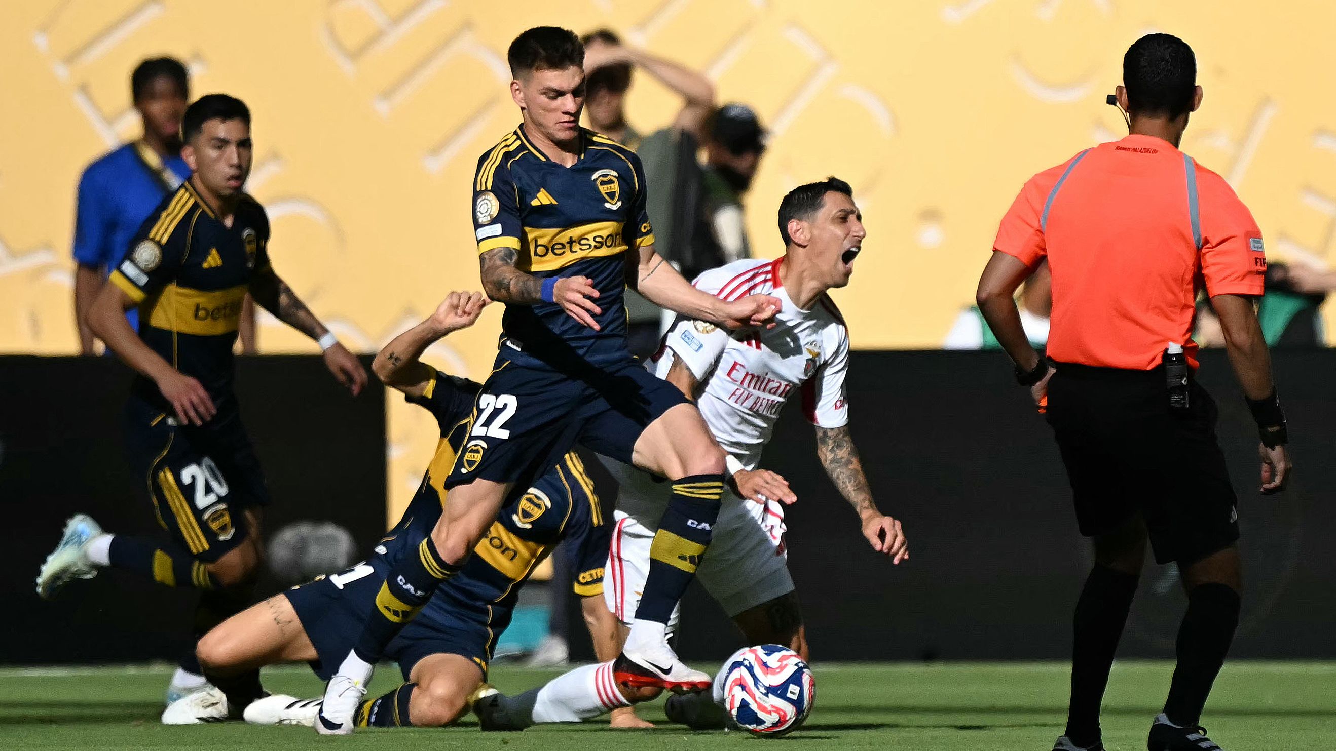 FBL-WC-CLUB-2025-MATCH07-BOCA-BENFICA