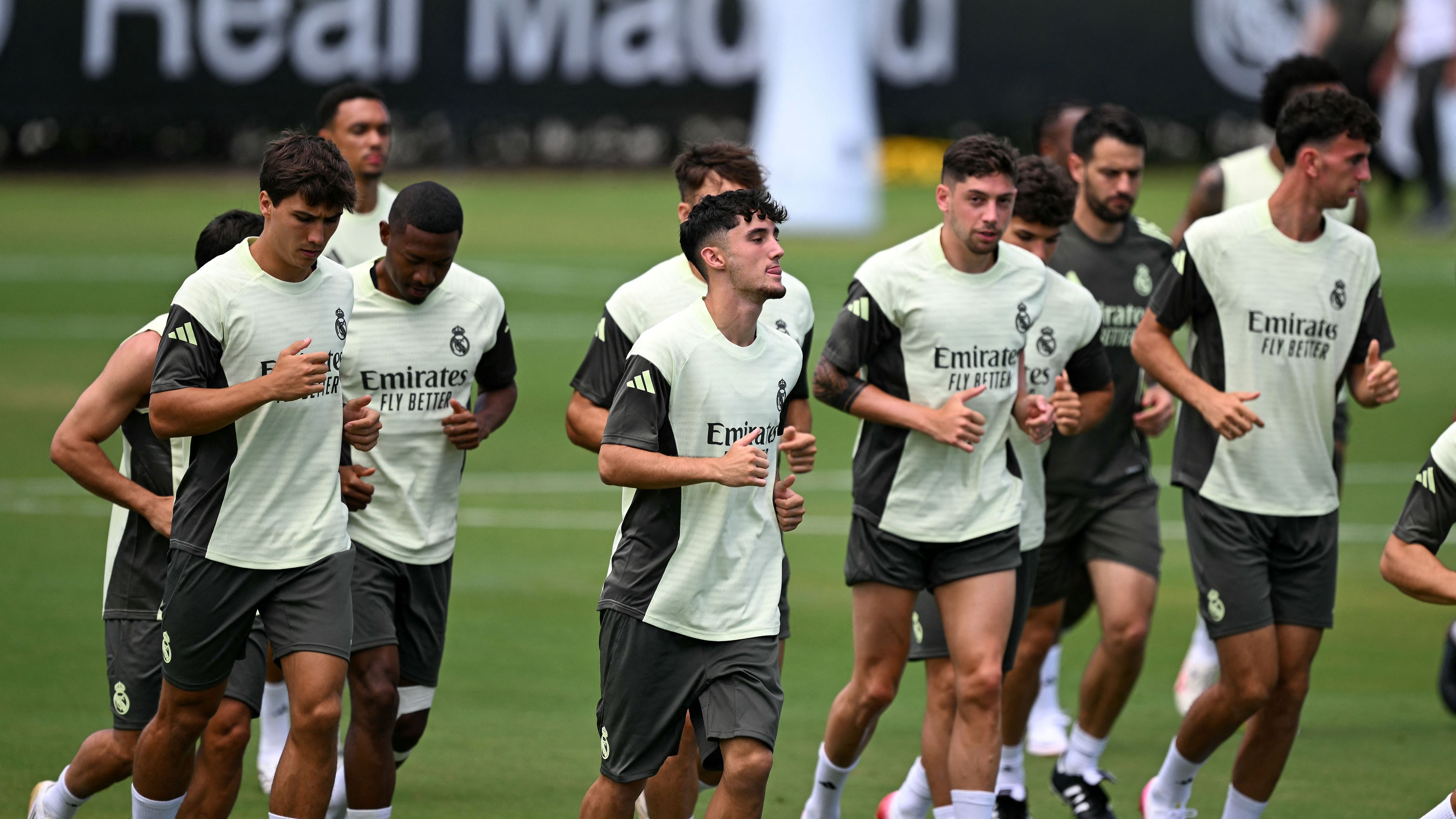 FBL-WC-CLUB-2025-TRAINING-REAL MADRID