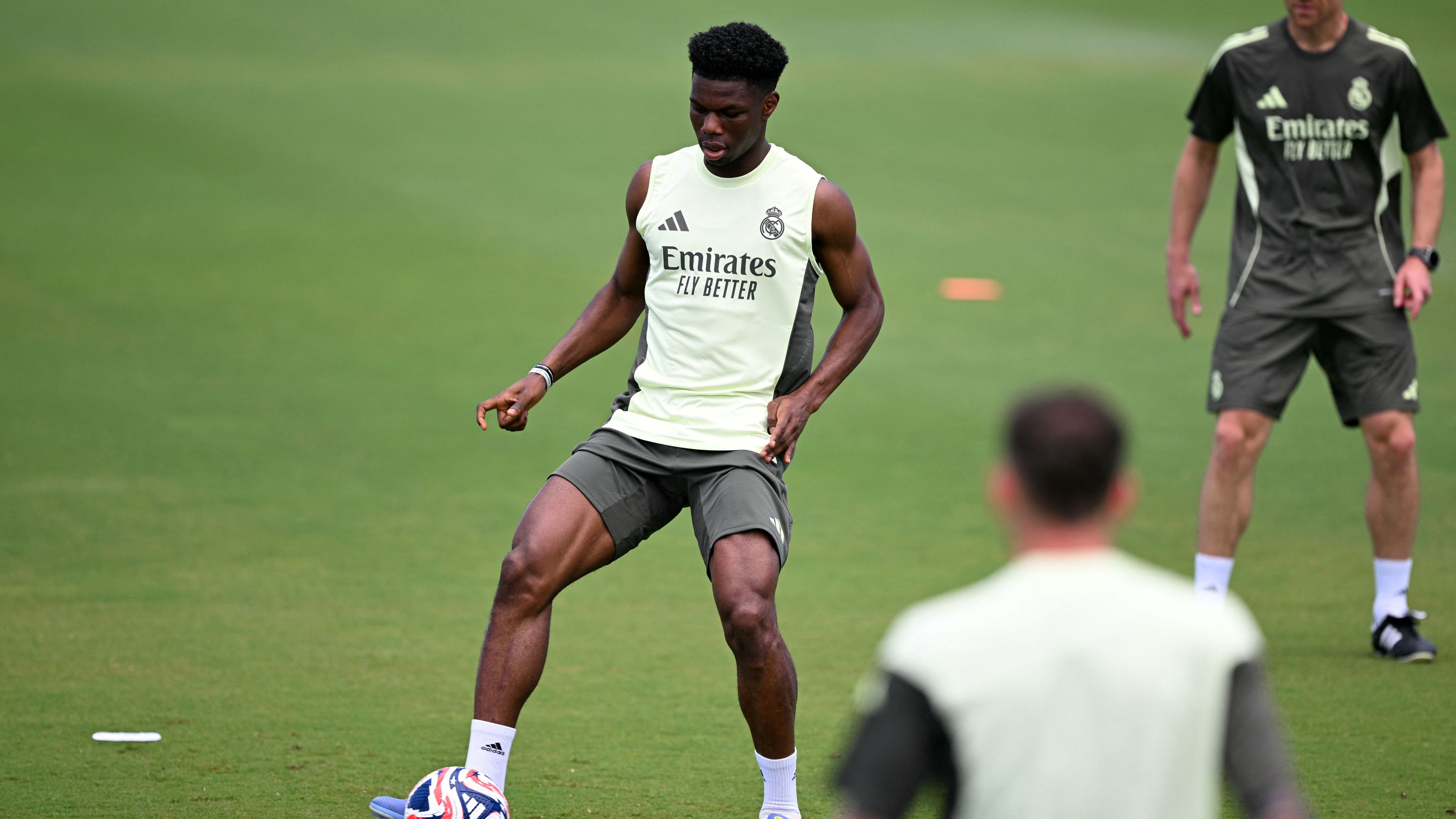 FBL-WC-CLUB-2025-TRAINING-REAL MADRID