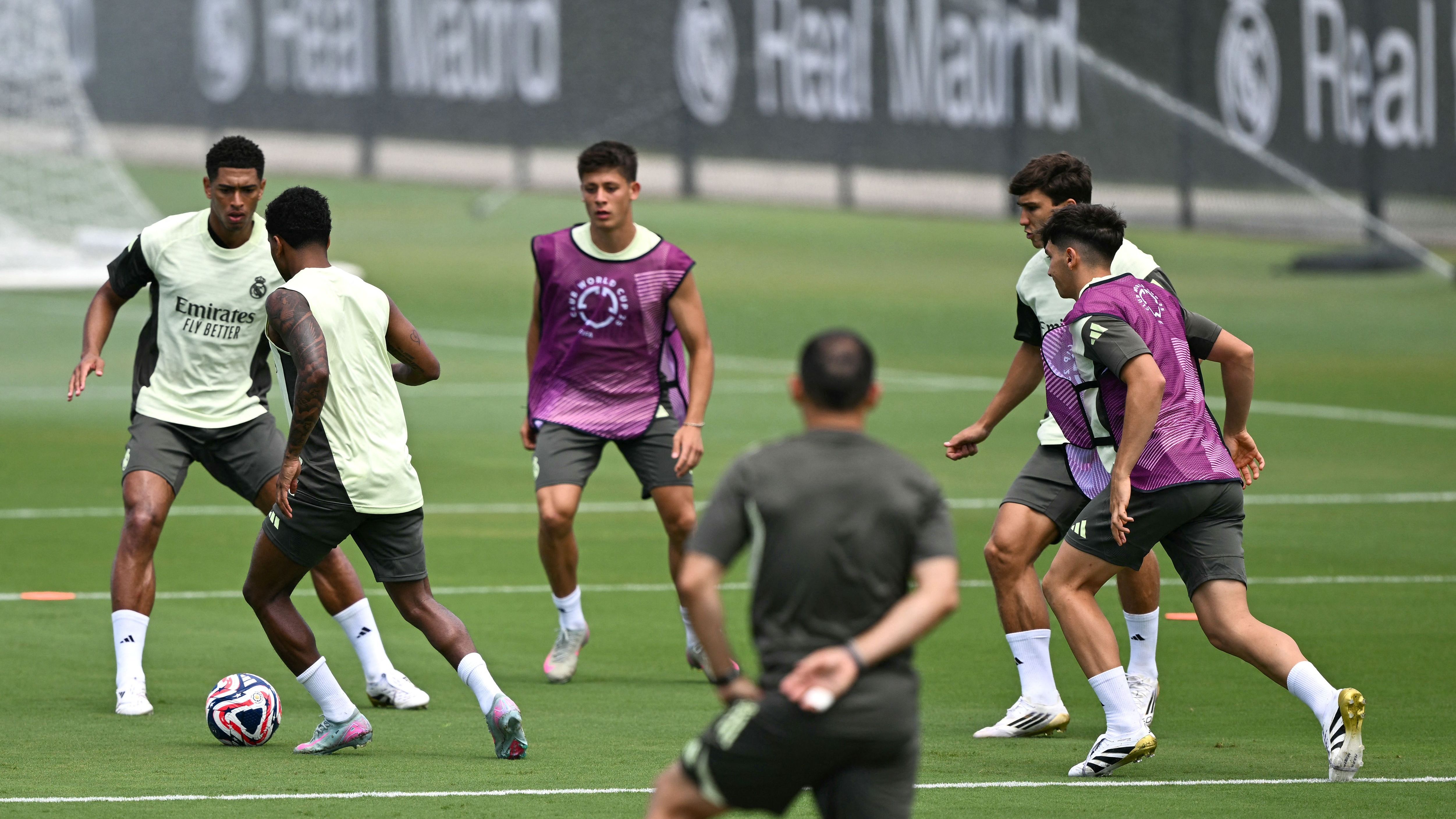 FBL-WC-CLUB-2025-TRAINING-REAL MADRID