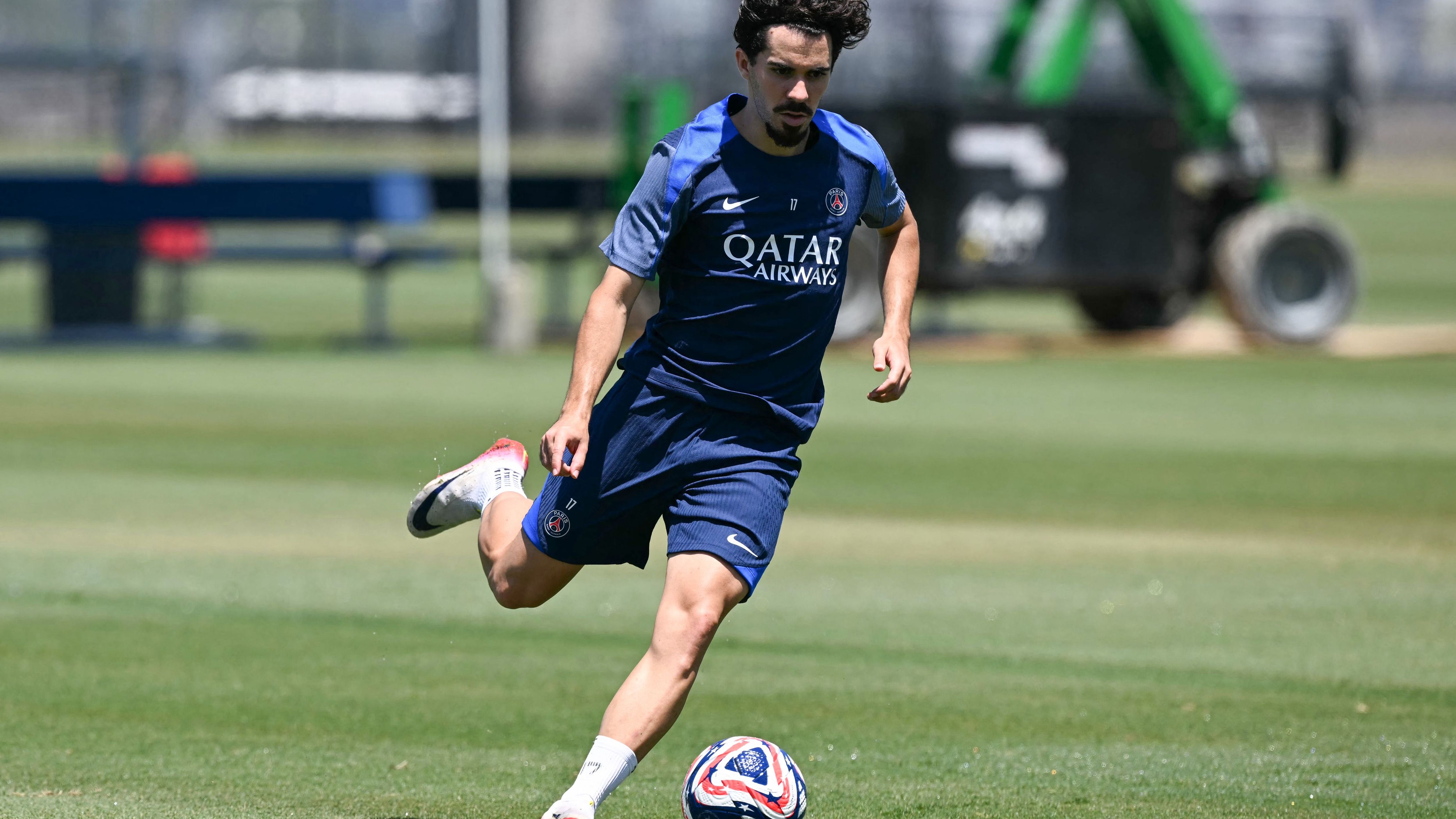 FBL-WC-CLUB-2025-TRAINING-PSG