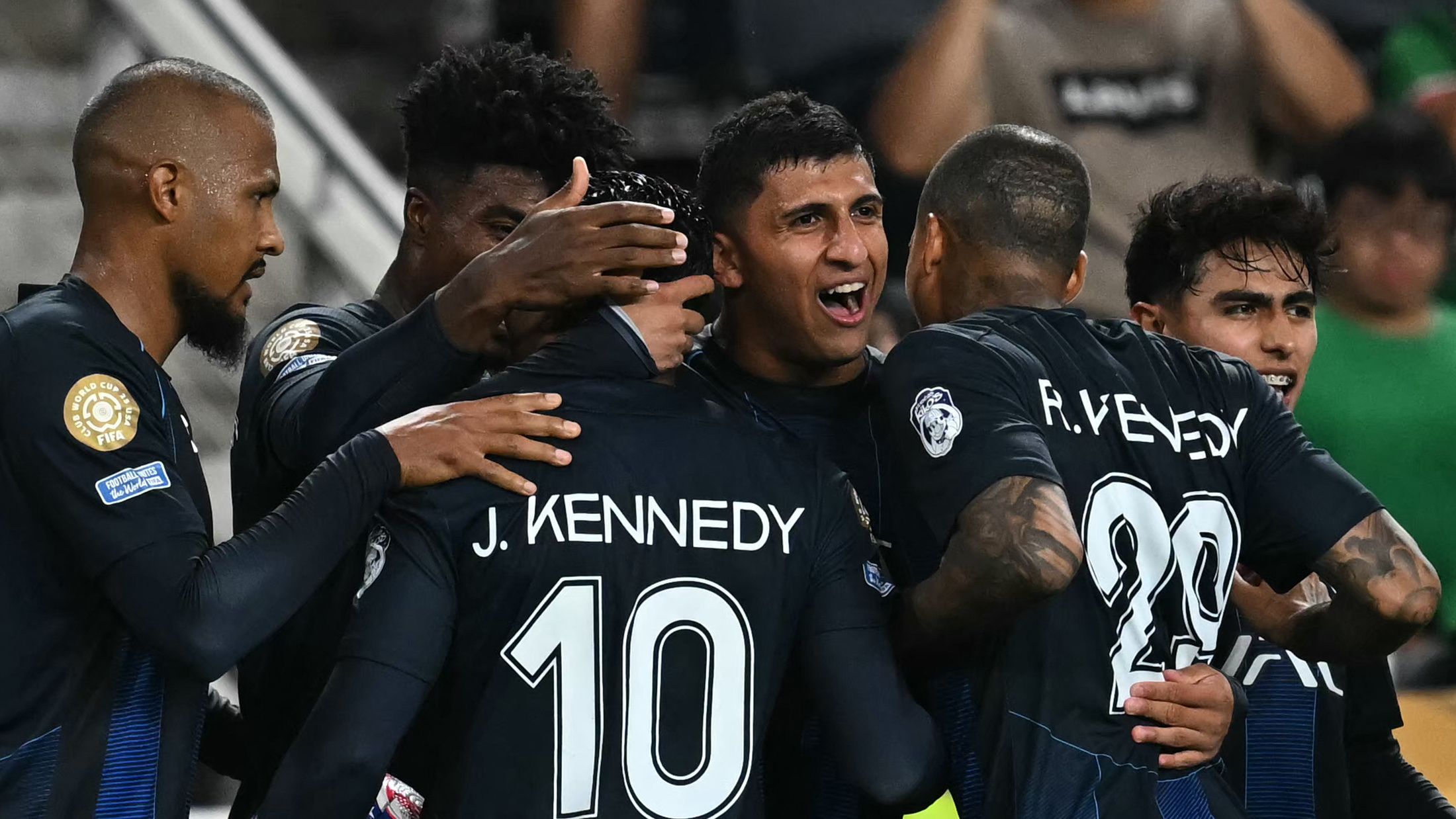 TOPSHOT-FBL-WC-CLUB-2025-MATCH15-PACHUCA-SALZBURG