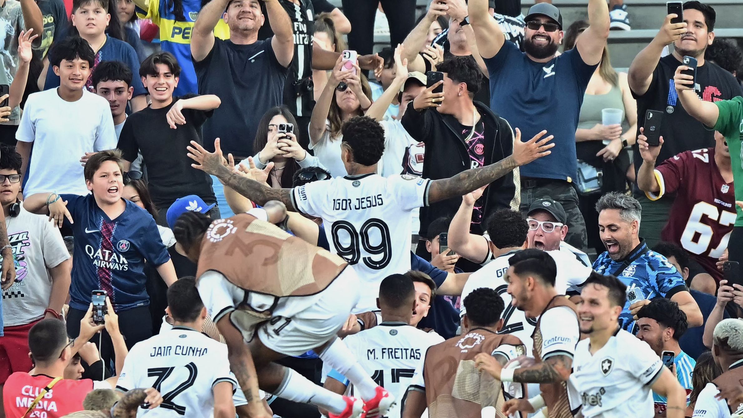 TOPSHOT-FBL-WC-CLUB-2025-MATCH20-PSG-BOTAFOGO