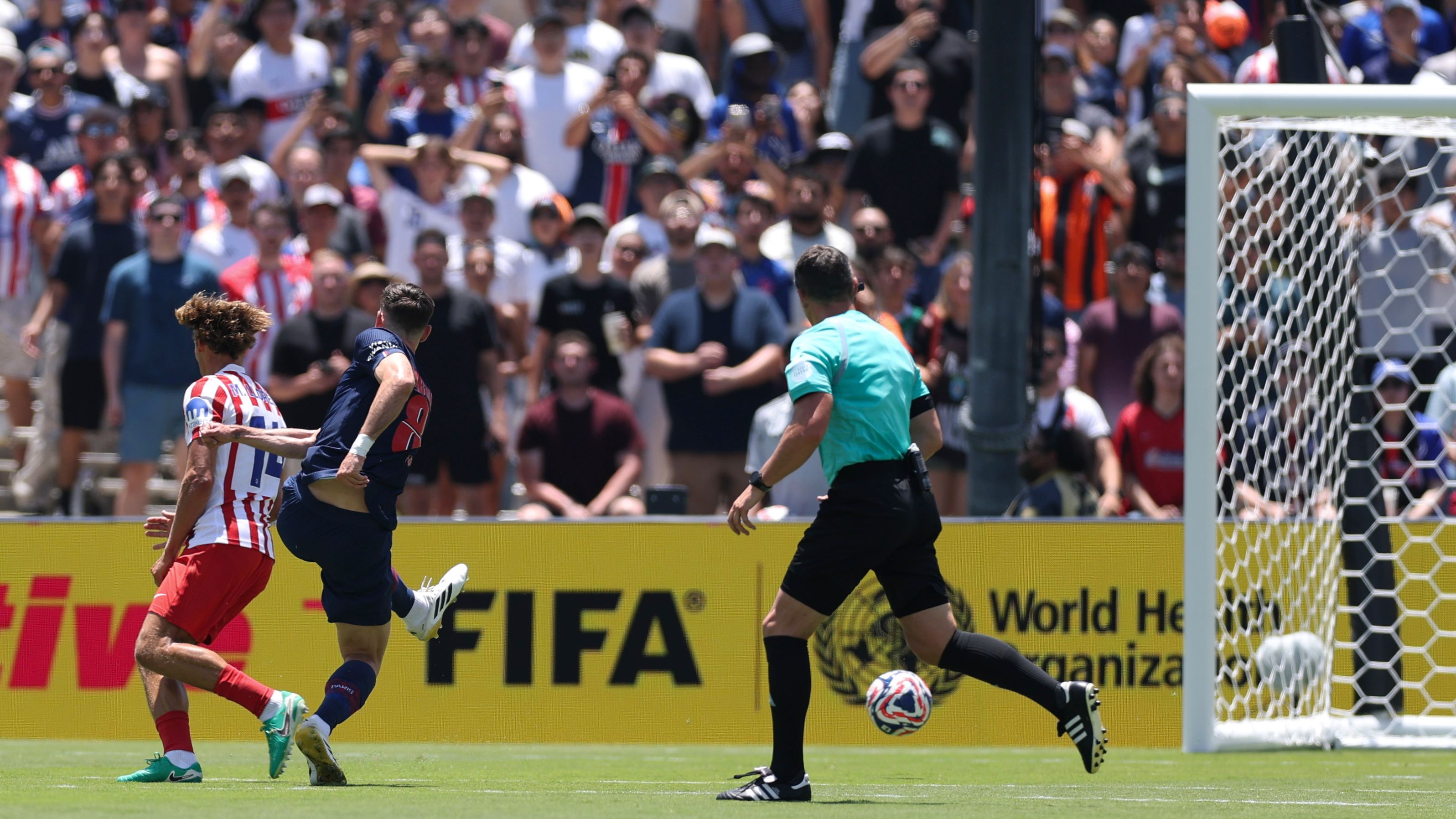 Paris Saint-Germain FC v Club Atletico de Madrid: Group B - FIFA Club World Cup 2025