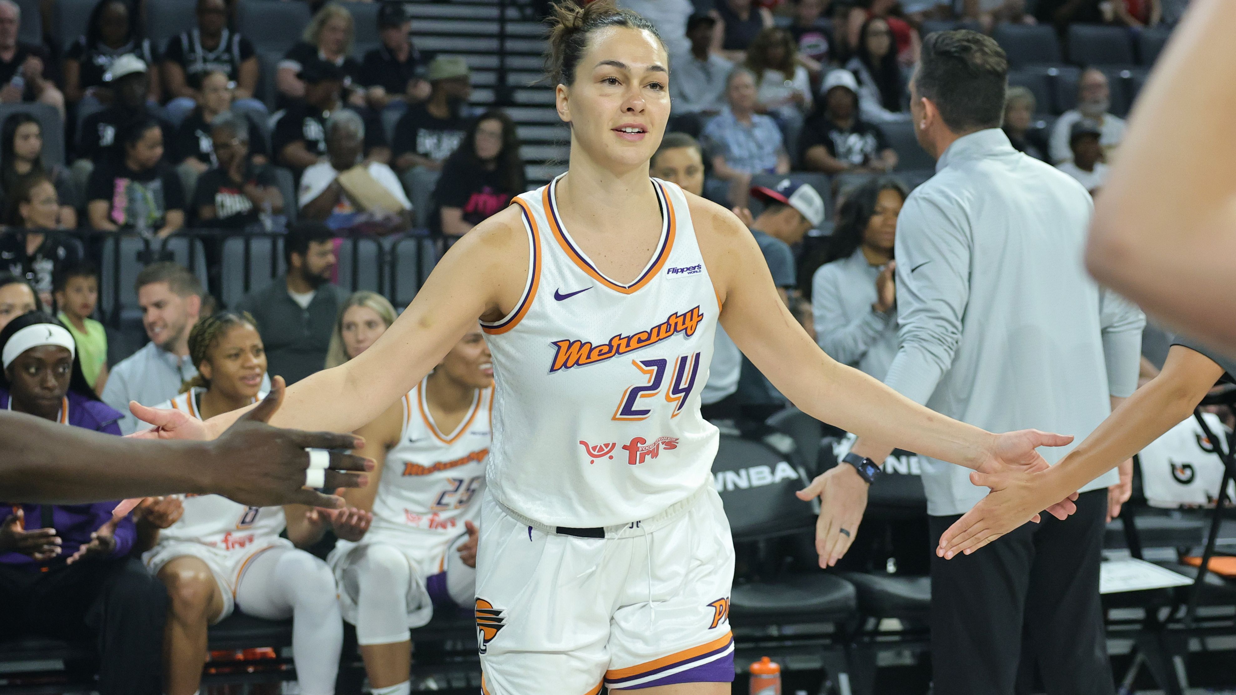 Phoenix Mercury v Las Vegas Aces