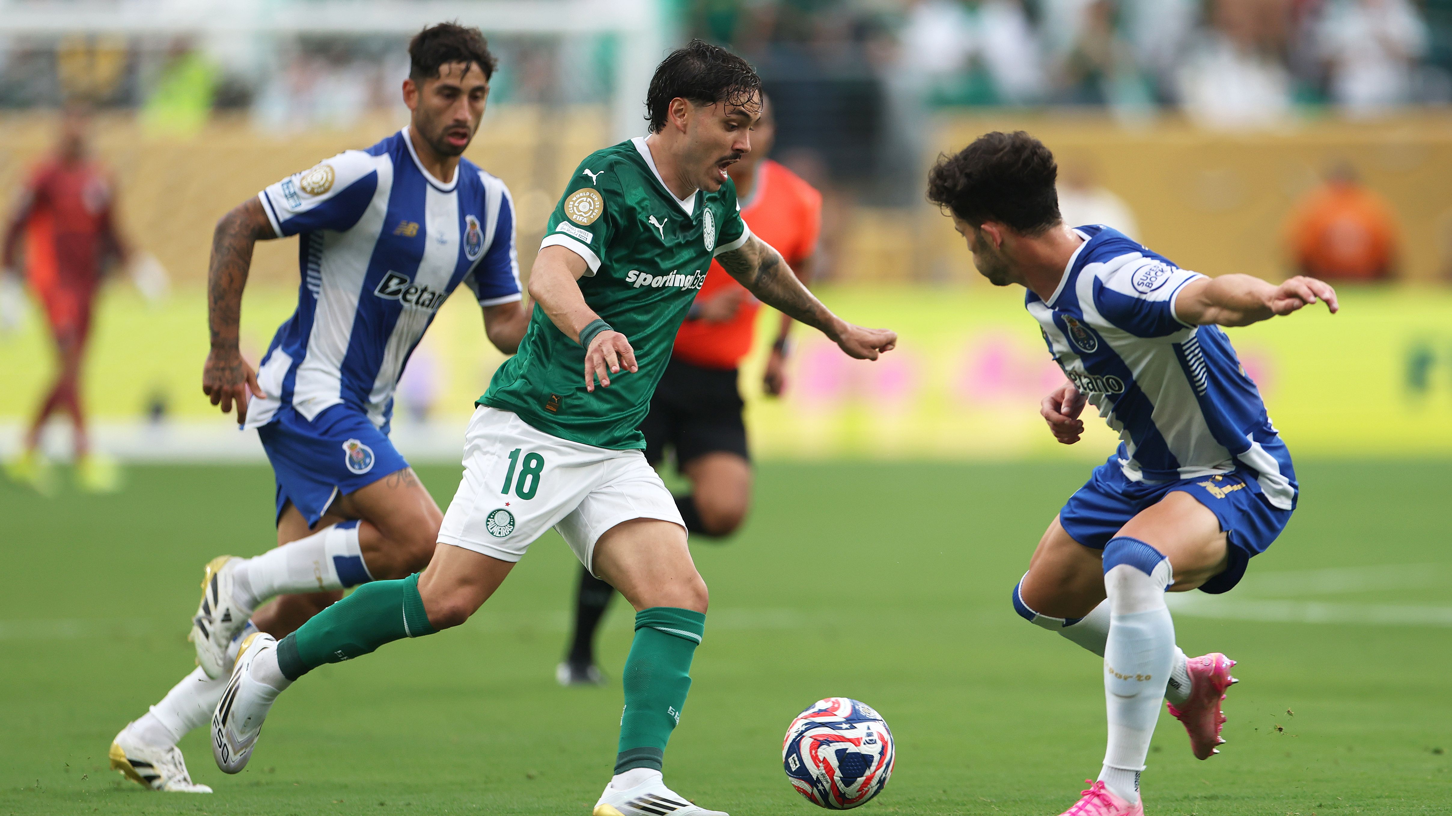 SE Palmeiras v FC Porto: Group A - FIFA Club World Cup 2025