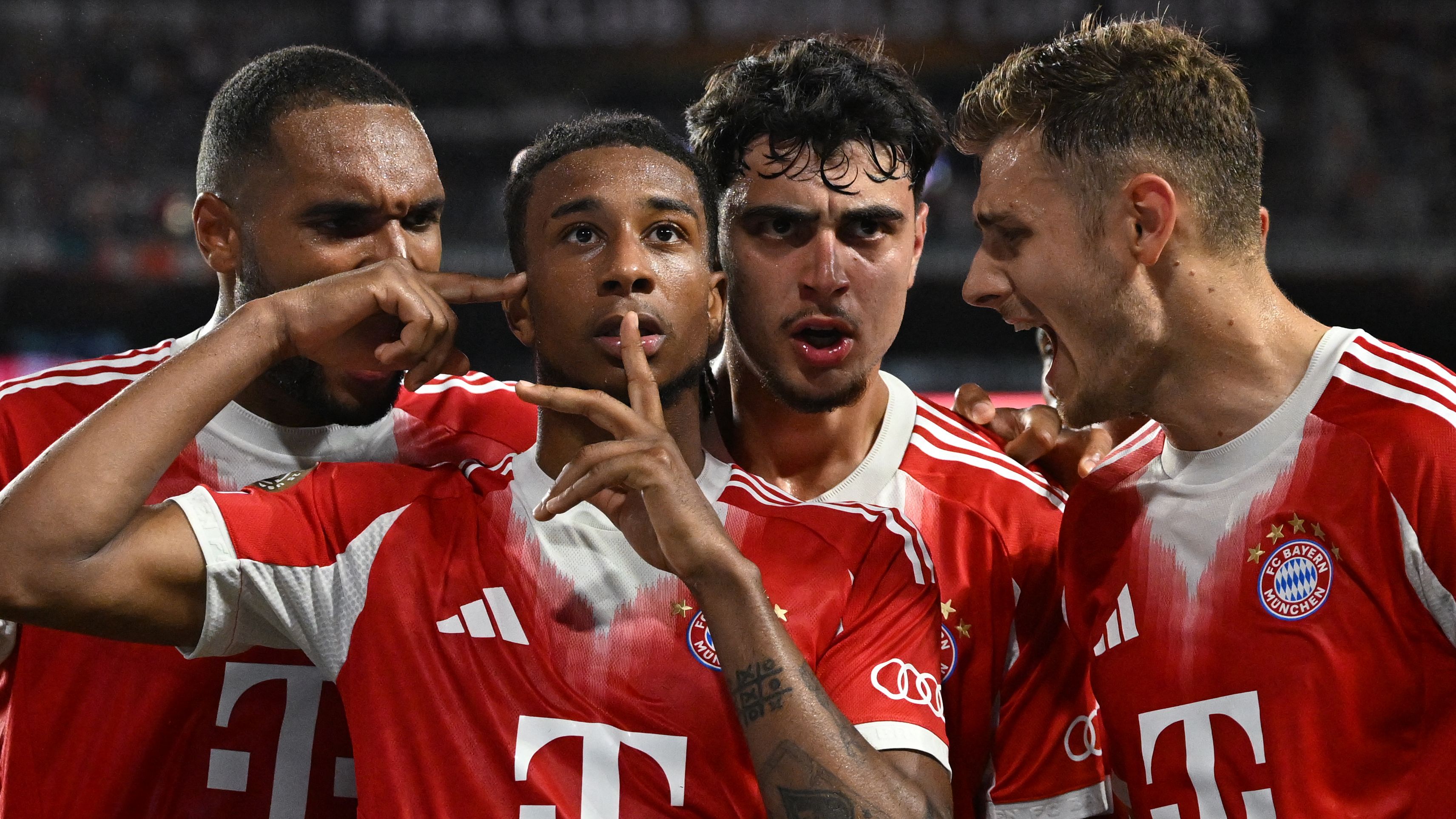 TOPSHOT-FBL-WC-CLUB-2025-MATCH24-BAYERN-BOCA