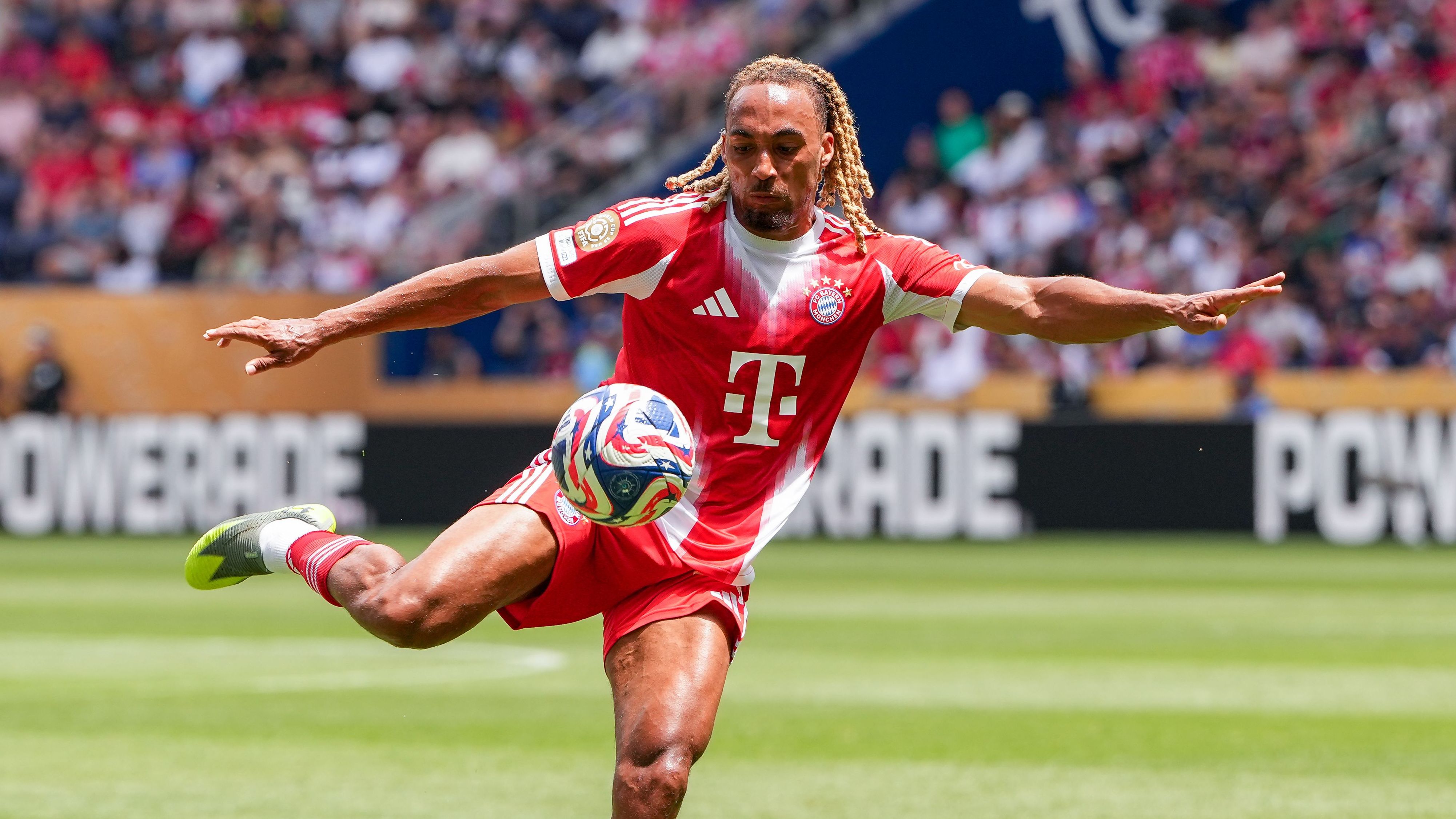 FC Bayern München v Auckland City FC: Group C - FIFA Club World Cup 2025