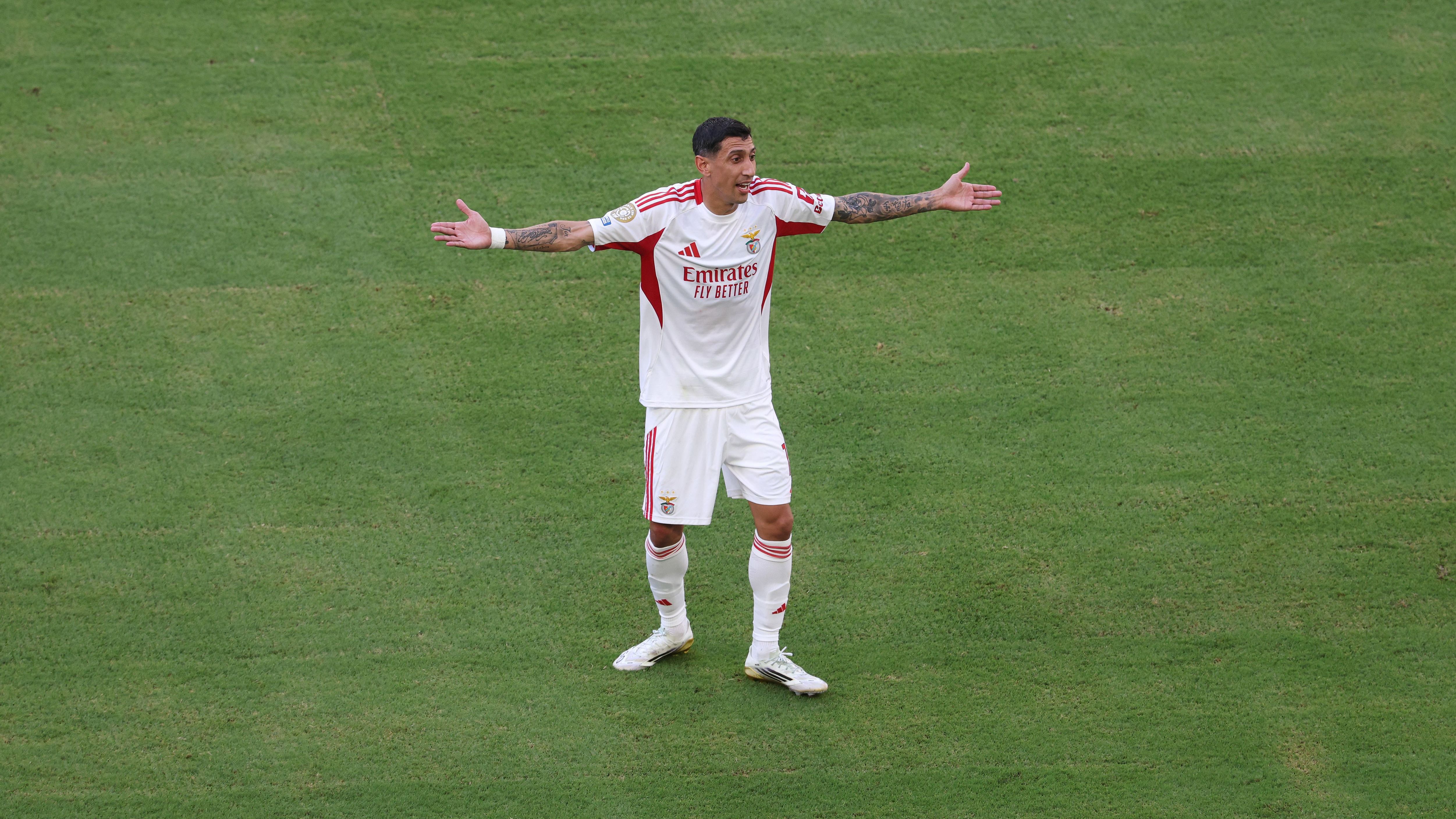 CA Boca Juniors v SL Benfica: Group C - FIFA Club World Cup 2025