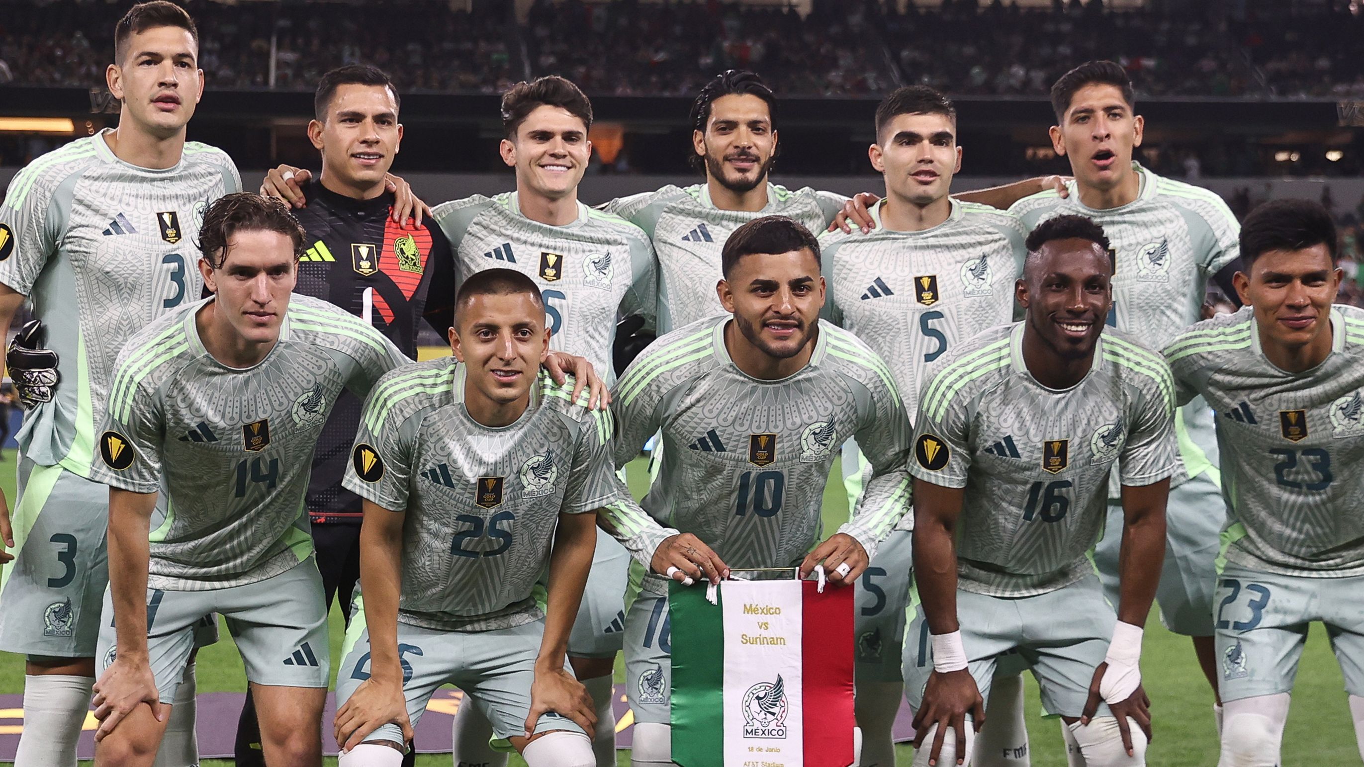 Suriname v Mexico - Gold Cup 2025