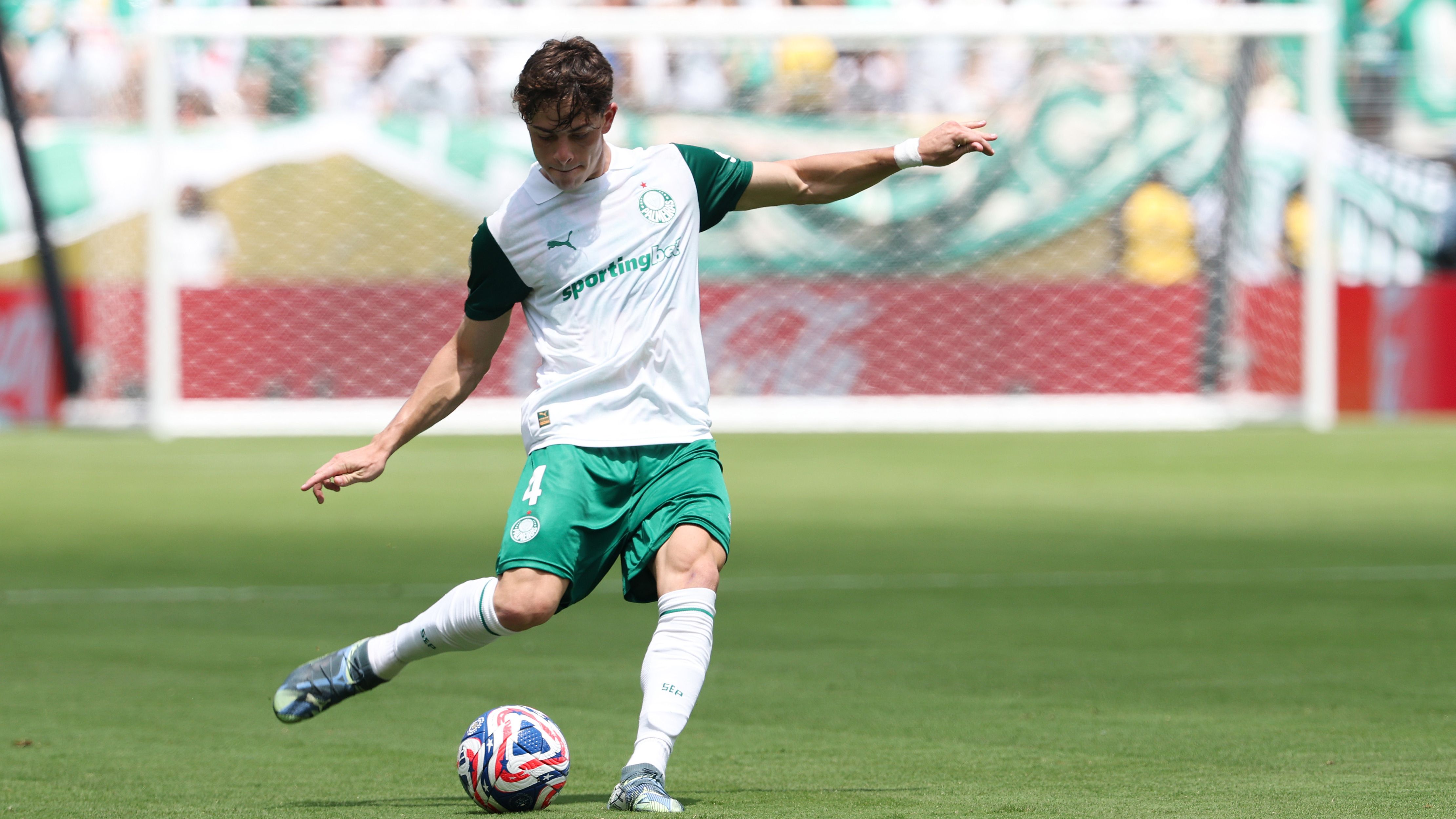 SE Palmeiras v Al Ahly SC: Group A - FIFA Club World Cup 2025