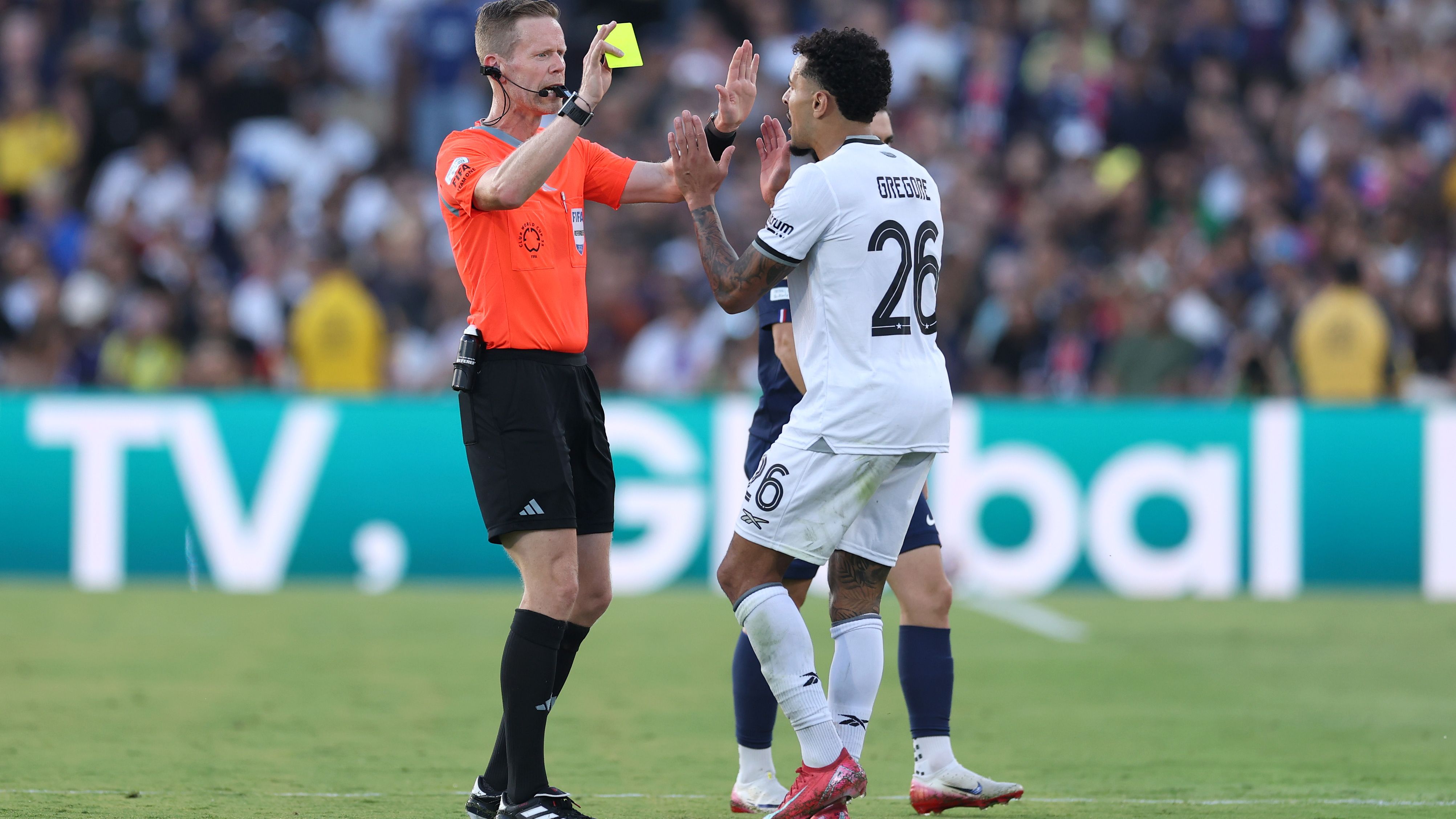 Paris Saint-Germain FC v Botafogo FR: Group B - FIFA Club World Cup 2025