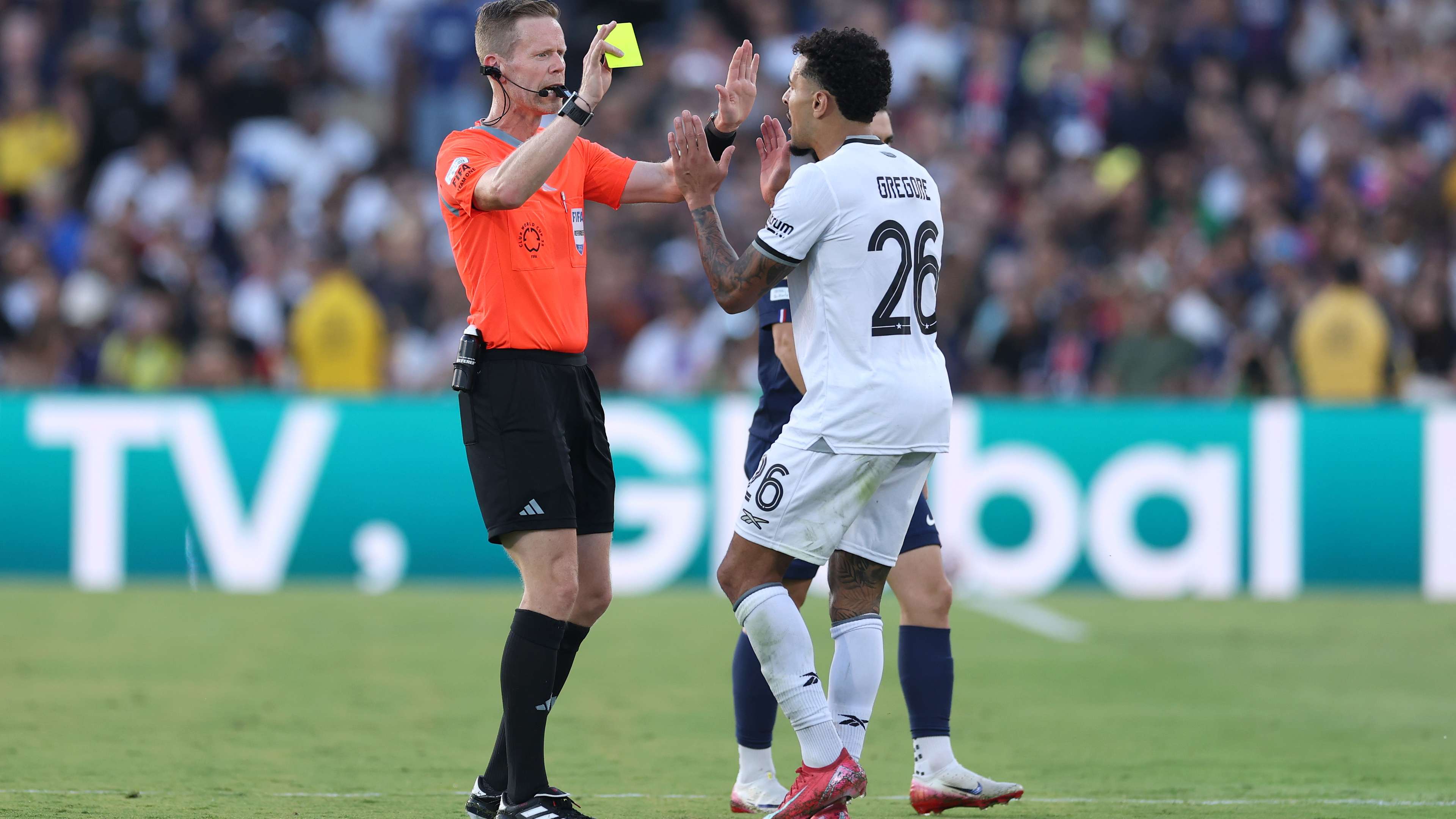 Paris Saint-Germain FC v Botafogo FR: Group B - FIFA Club World Cup 2025