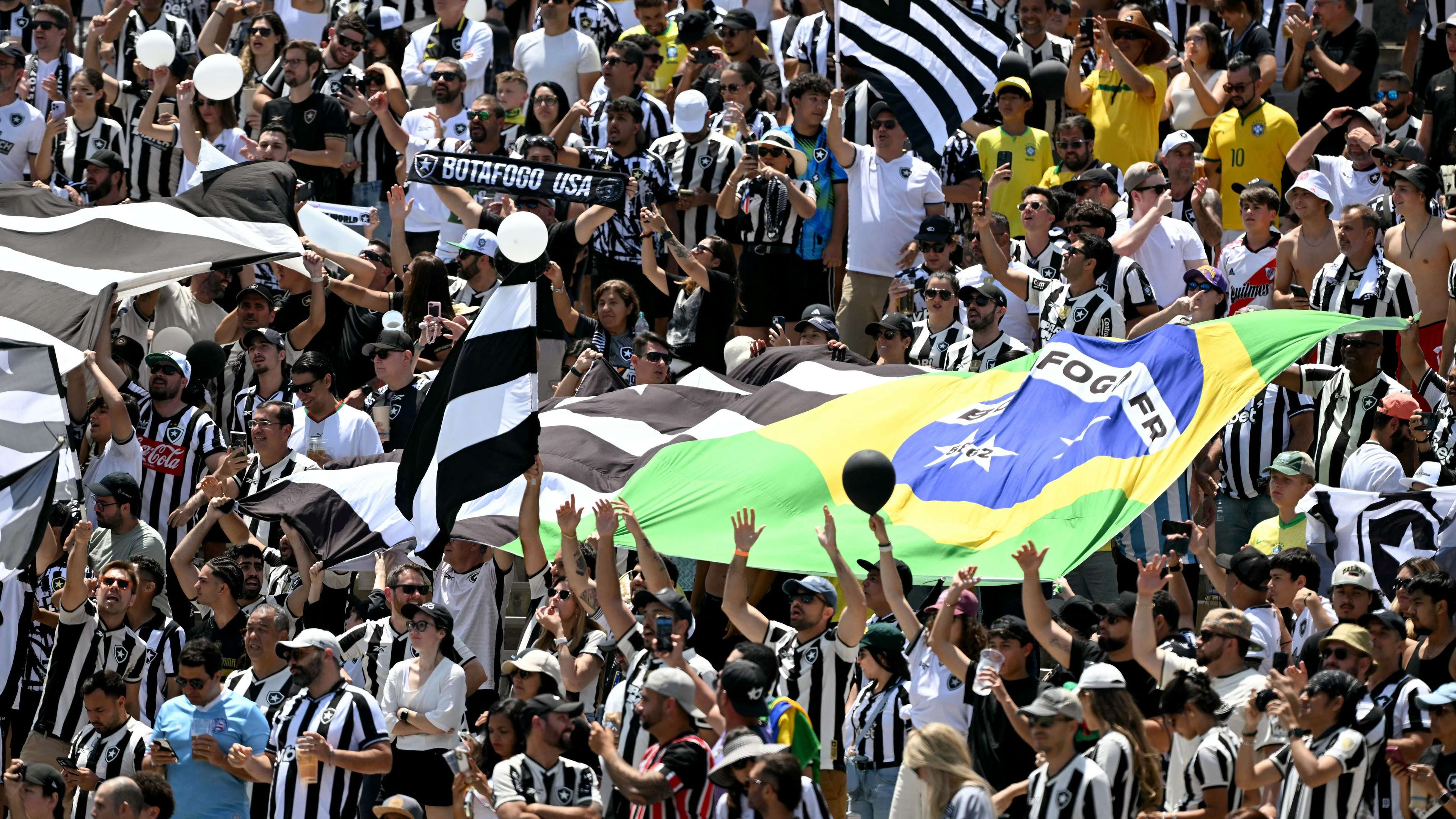 FBL-WC-CLUB-2025-MATCH34-ATLETICO MADRID-BOTAFOGO-FANS