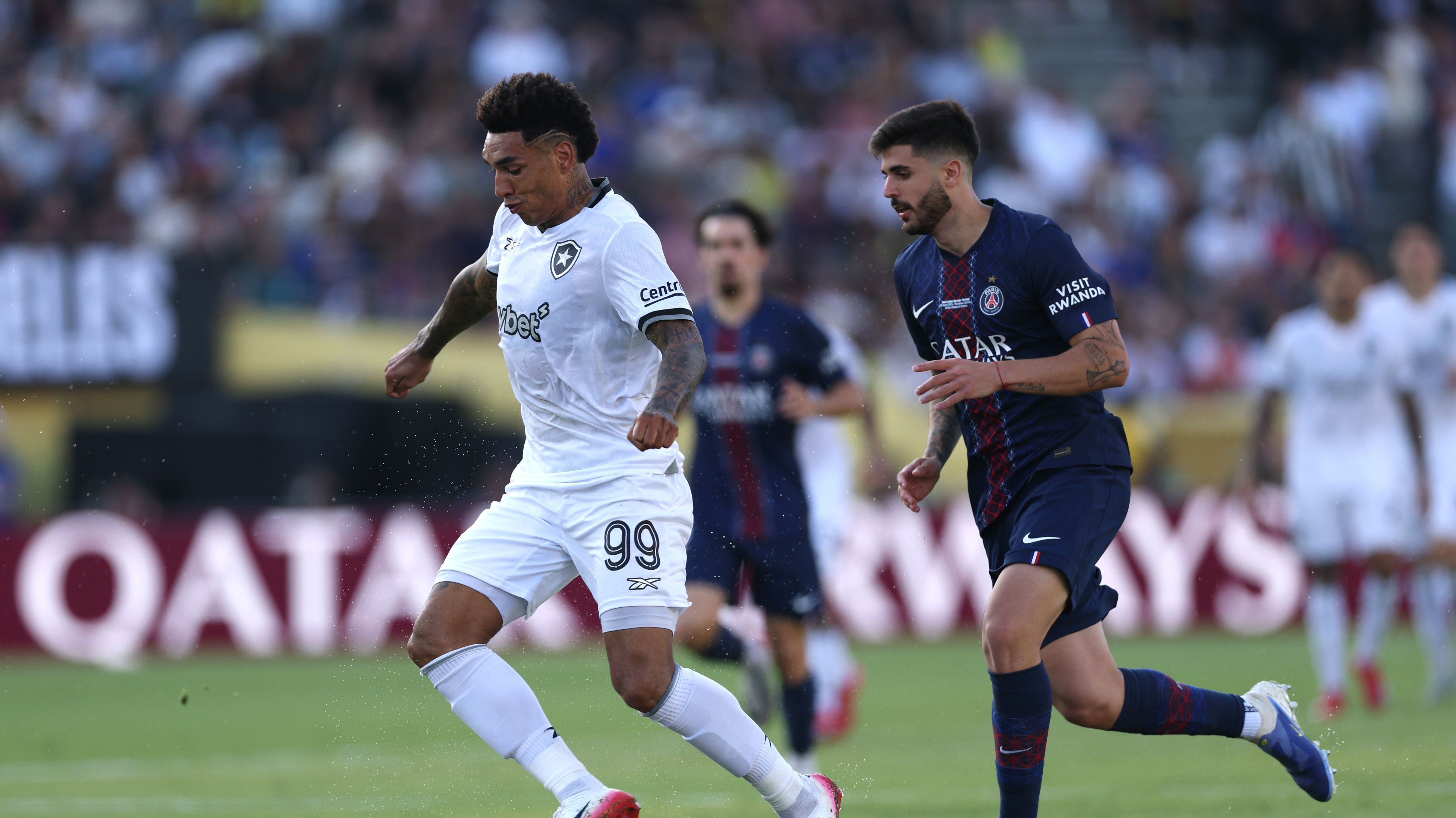 Paris Saint-Germain FC v Botafogo FR: Group B - FIFA Club World Cup 2025