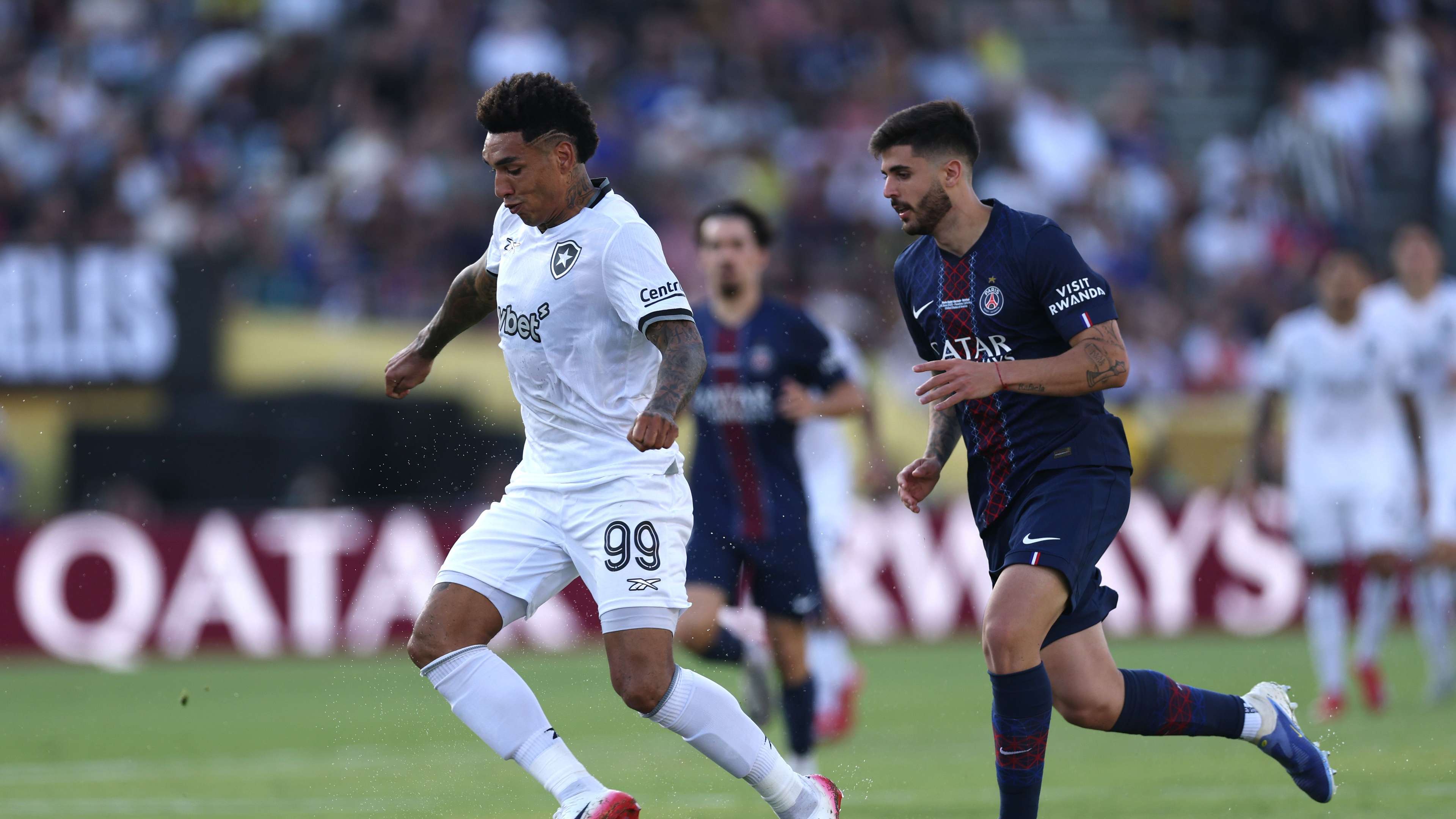 Paris Saint-Germain FC v Botafogo FR: Group B - FIFA Club World Cup 2025
