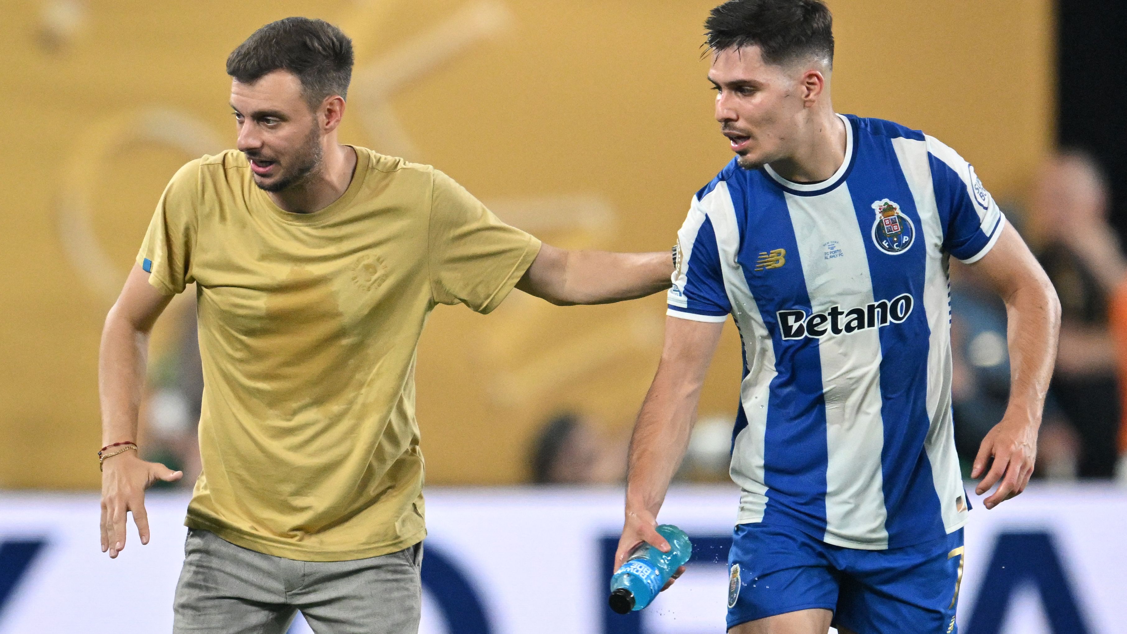 FBL-WC-CLUB-2025-MATCH36-PORTO-AHLY