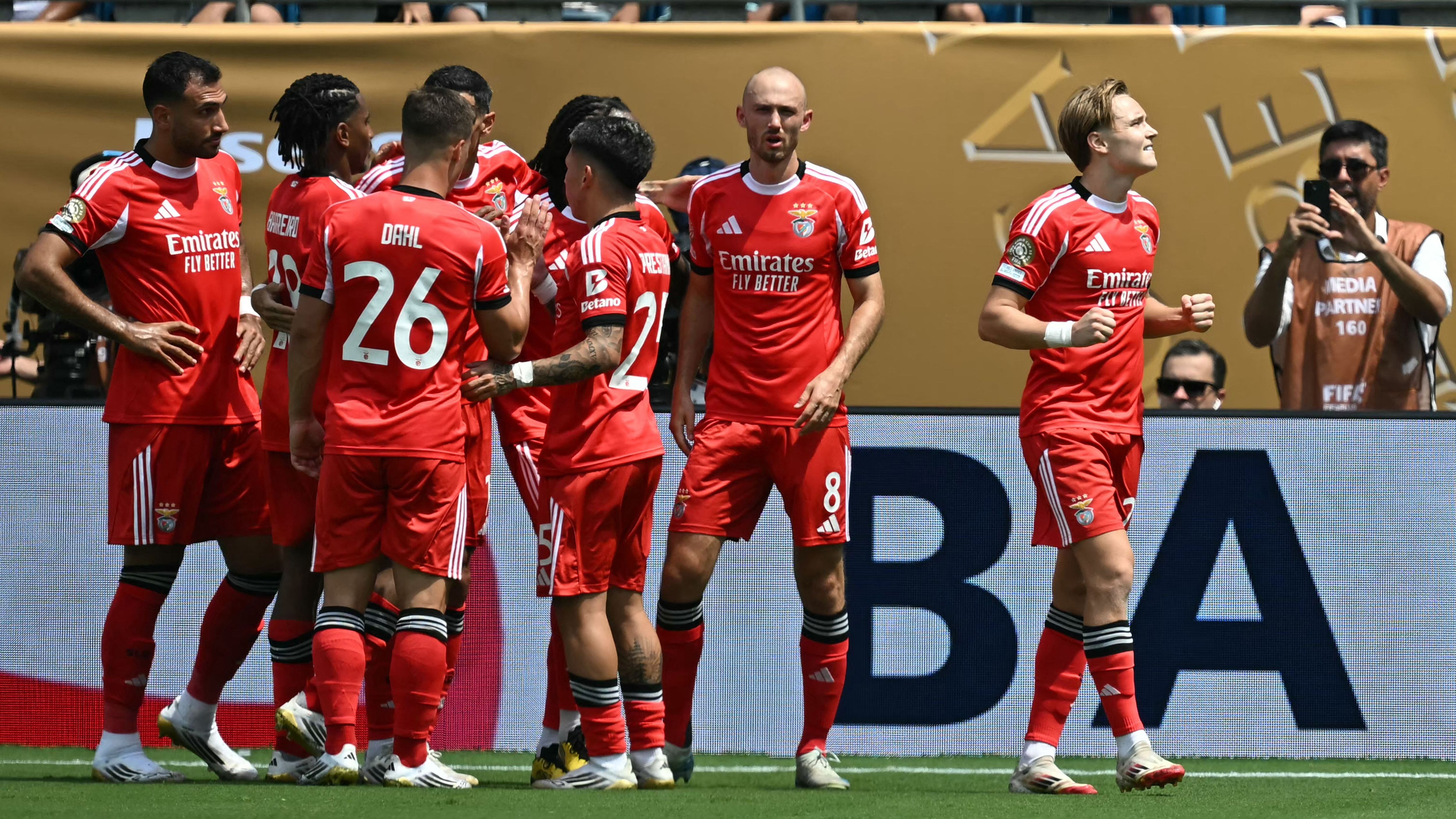 FBL-WC-CLUB-2025-MATCH38-BENFICA-BAYERN