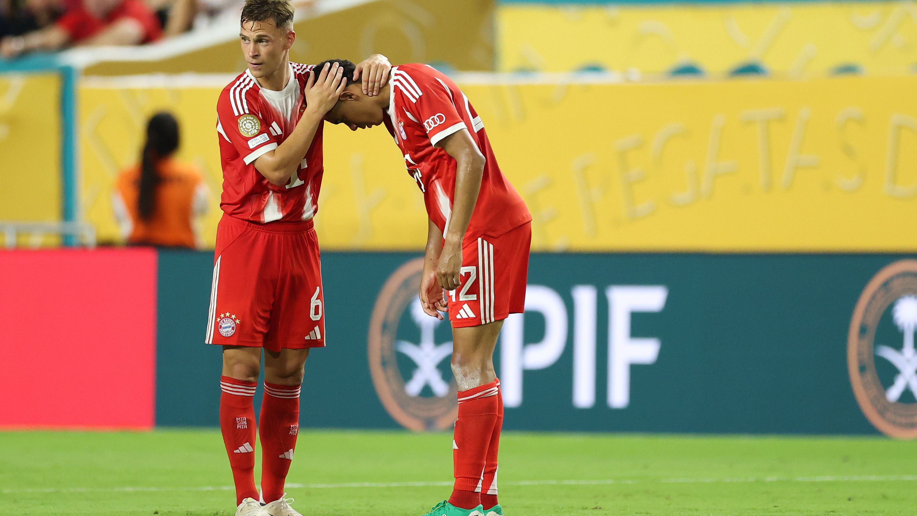 FC Bayern München v CA Boca Juniors: Group C - FIFA Club World Cup 2025