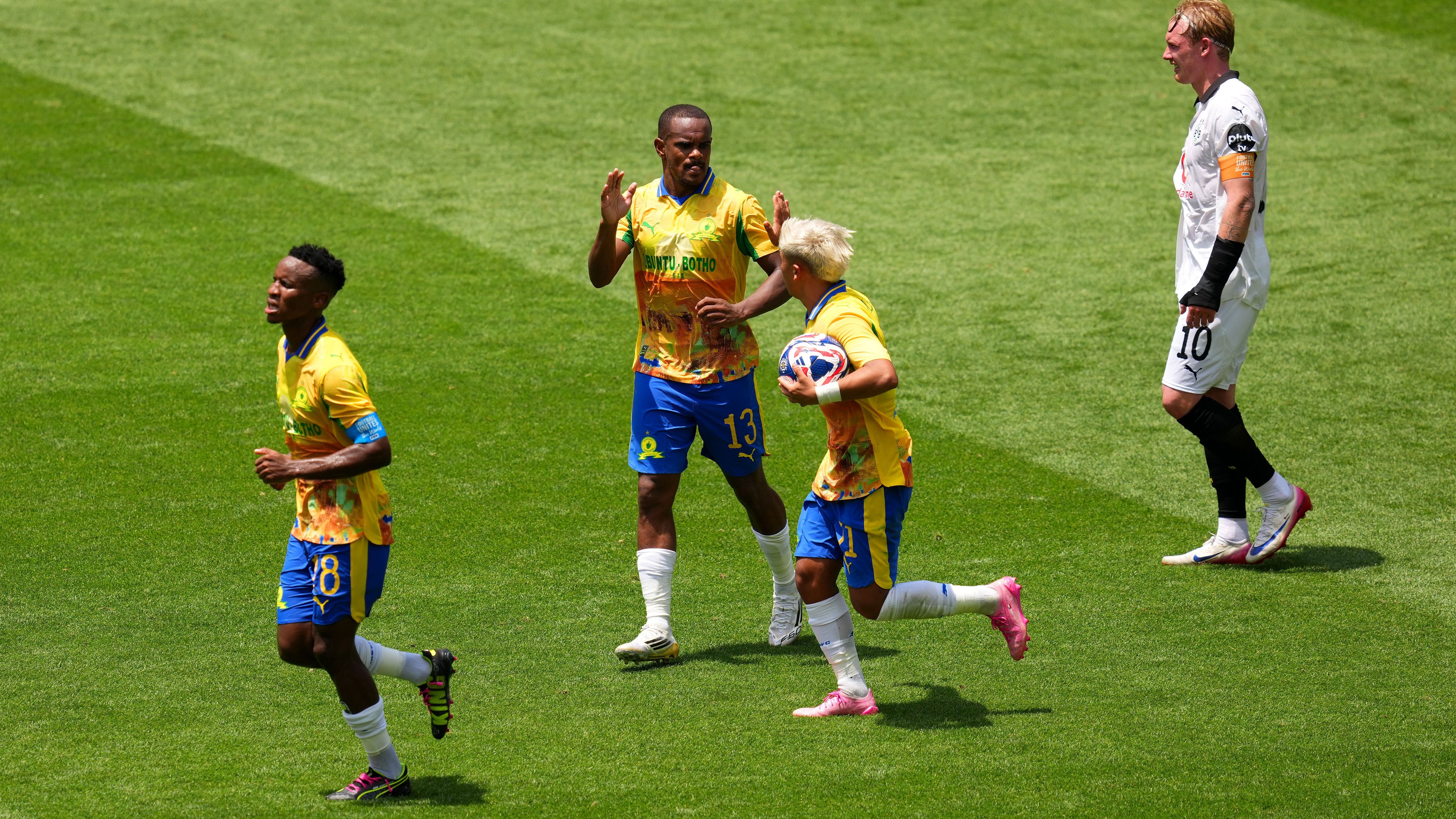 Mamelodi Sundowns FC v Borussia Dortmund: Group F - FIFA Club World Cup 2025