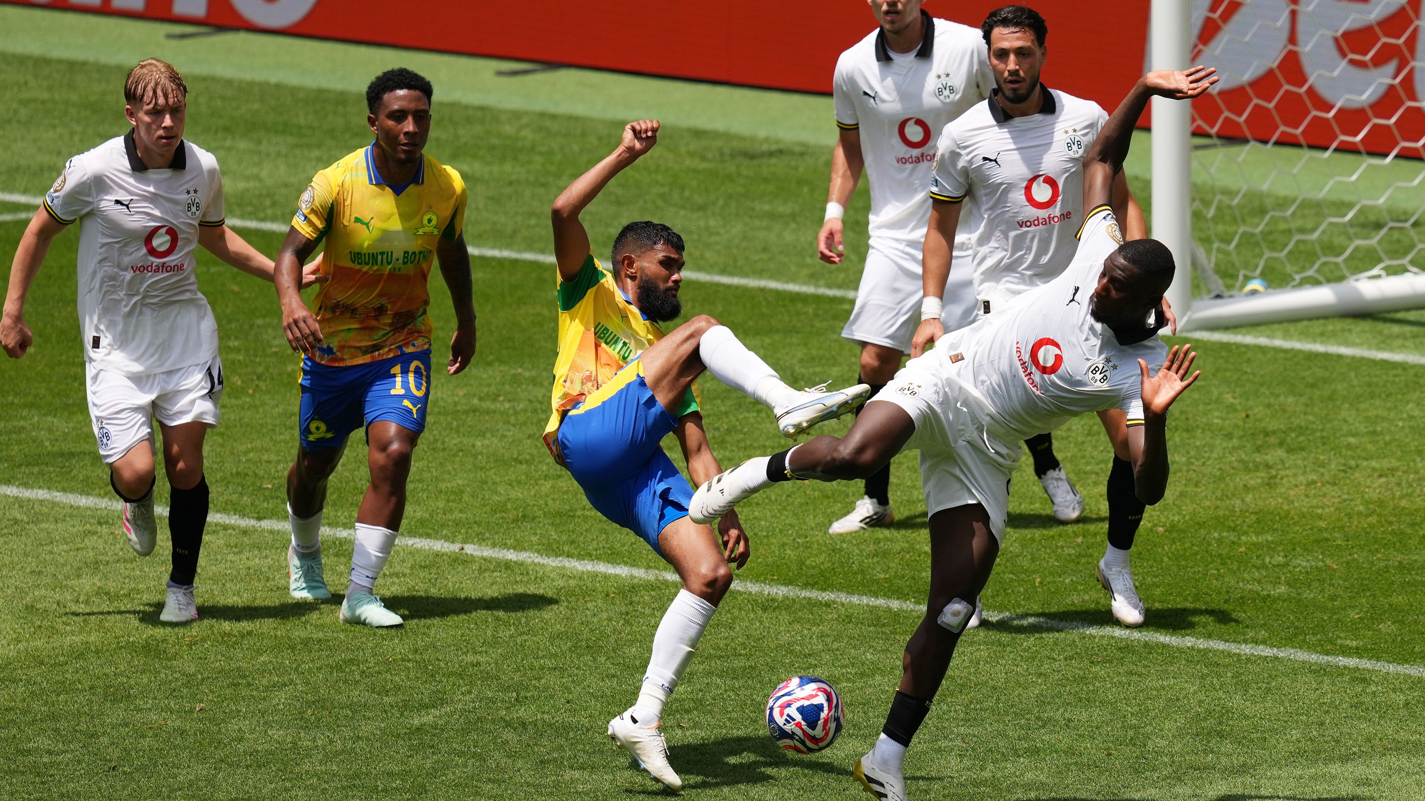 Mamelodi Sundowns FC v Borussia Dortmund: Group F - FIFA Club World Cup 2025