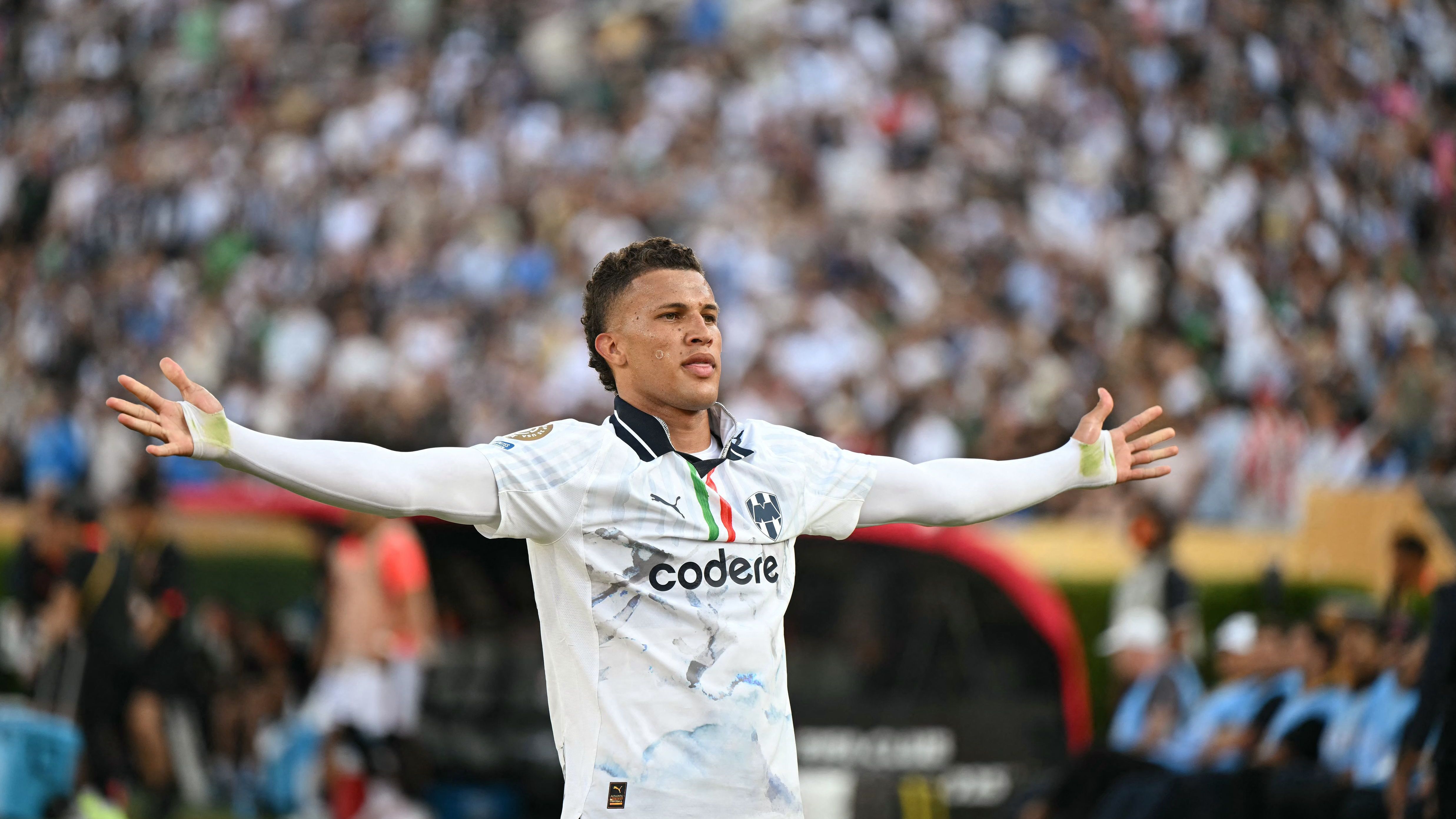 FBL-WC-CLUB-2025-MATCH44-URAWA-MONTERREY