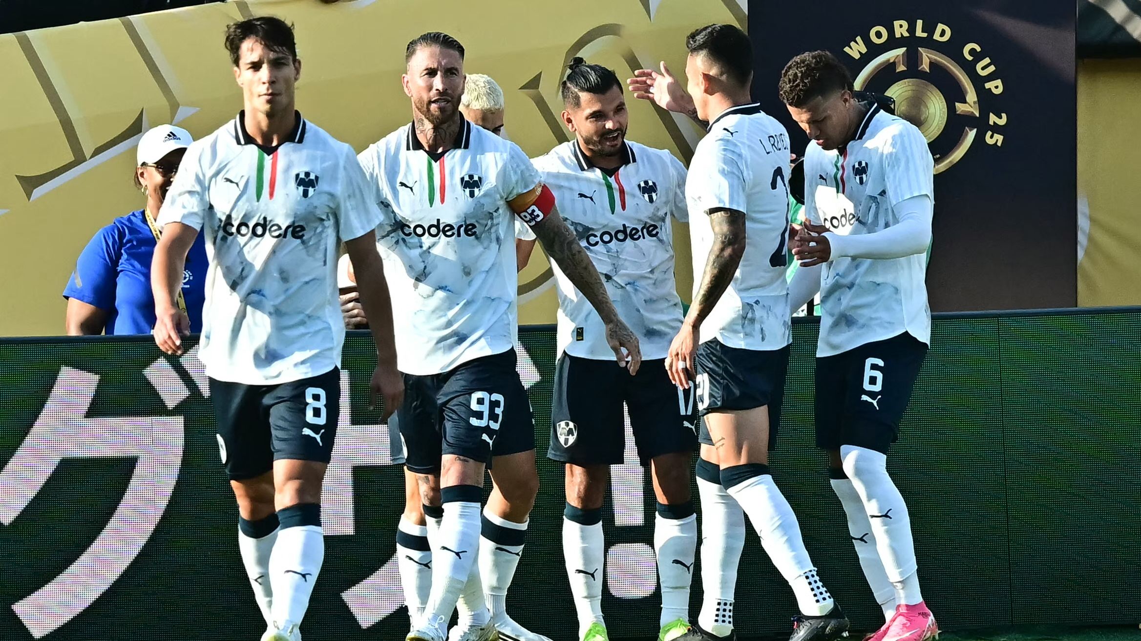 FBL-WC-CLUB-2025-MATCH44-URAWA-MONTERREY