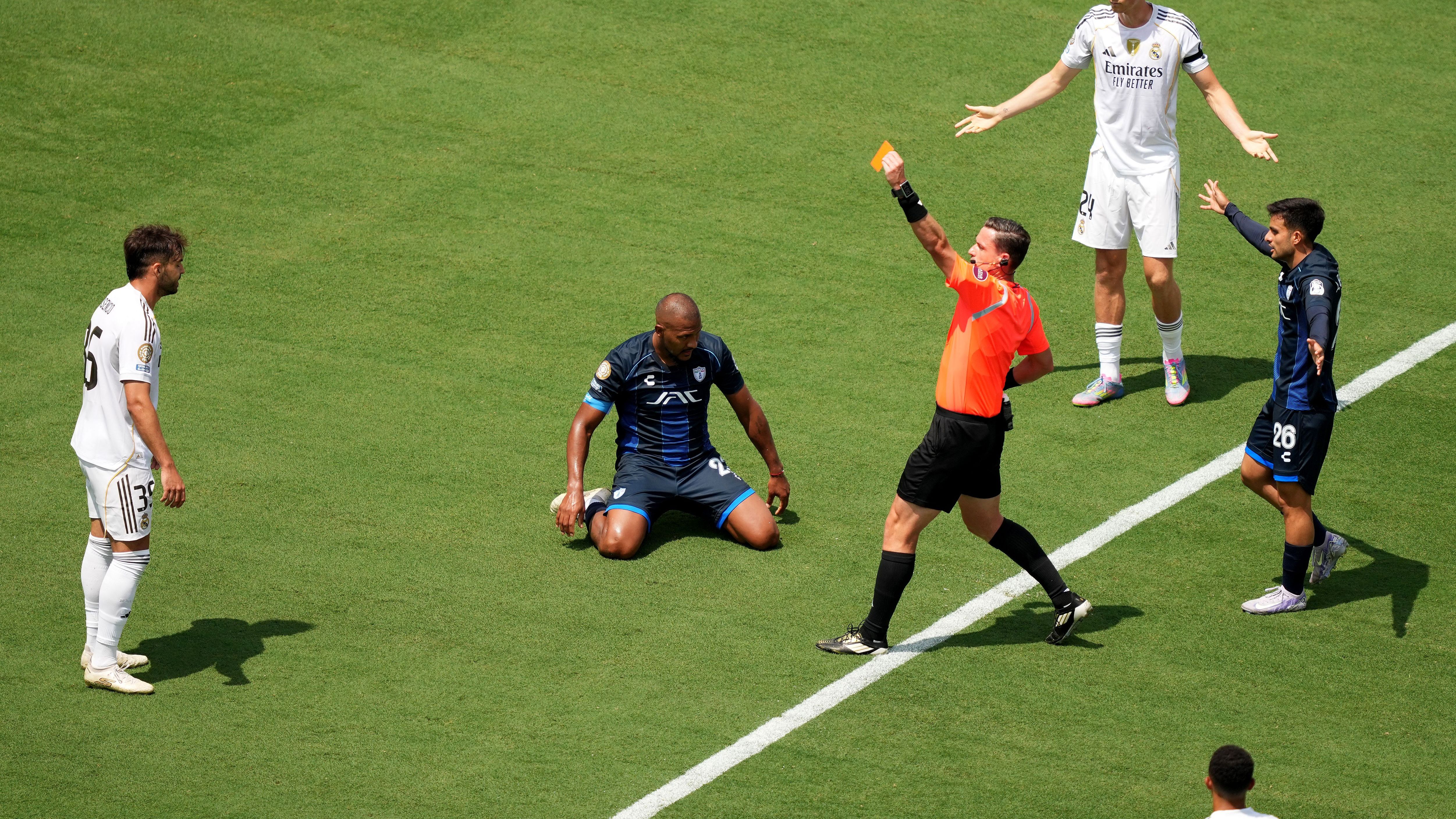 Real Madrid CF v CF Pachuca: Group H - FIFA Club World Cup 2025