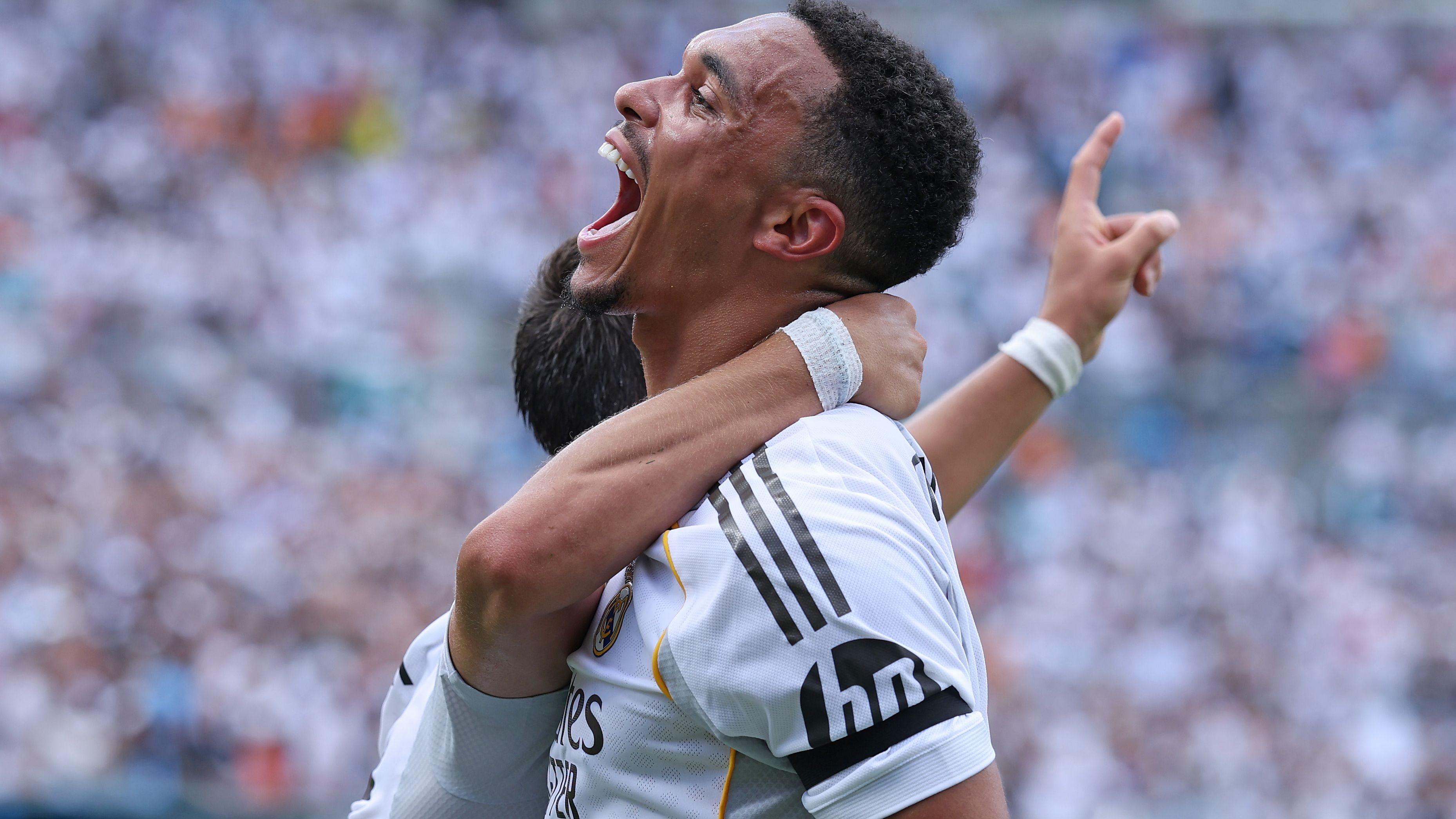 Real Madrid CF v CF Pachuca: Group H - FIFA Club World Cup 2025