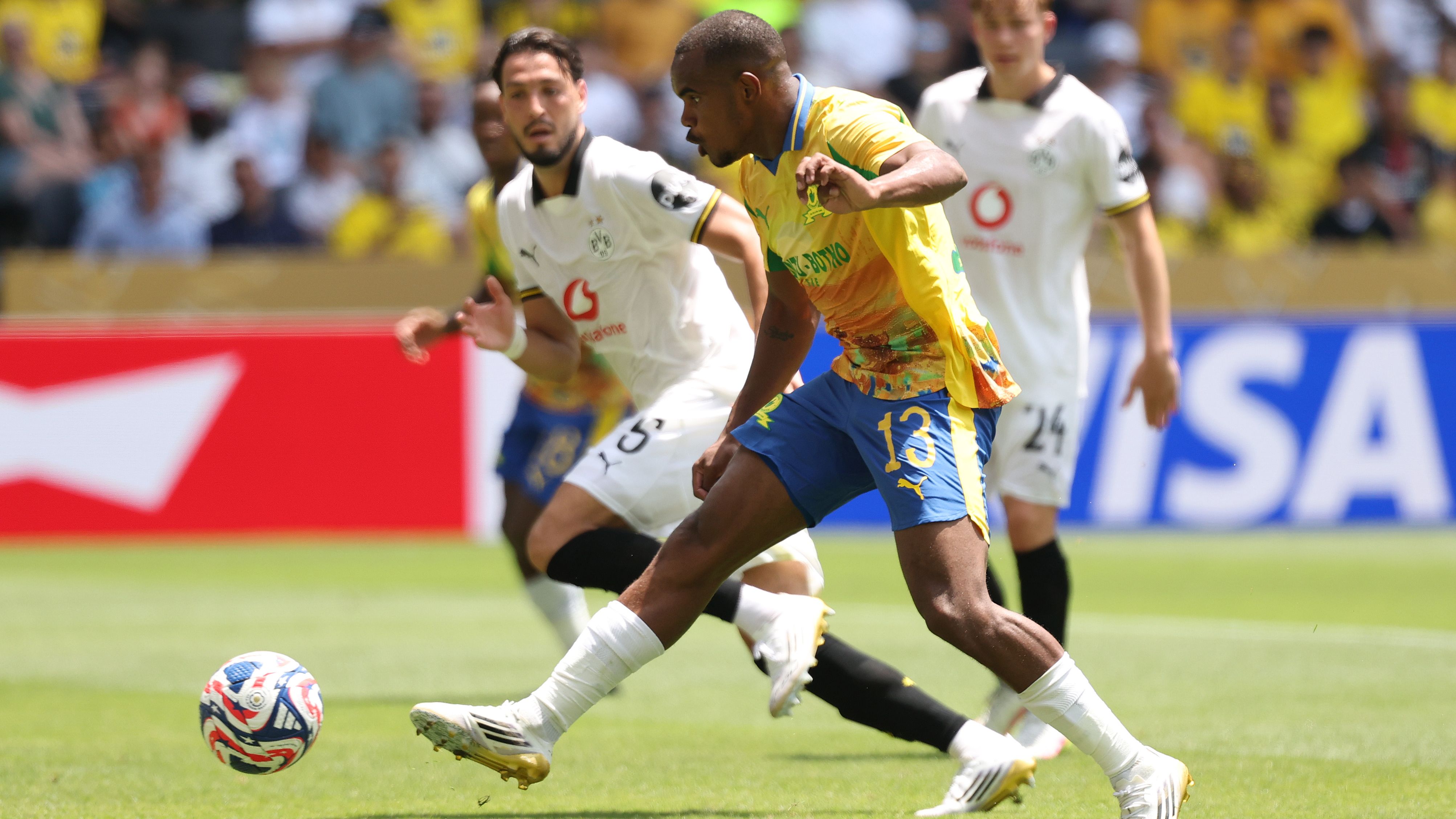 Mamelodi Sundowns FC v Borussia Dortmund: Group F - FIFA Club World Cup 2025