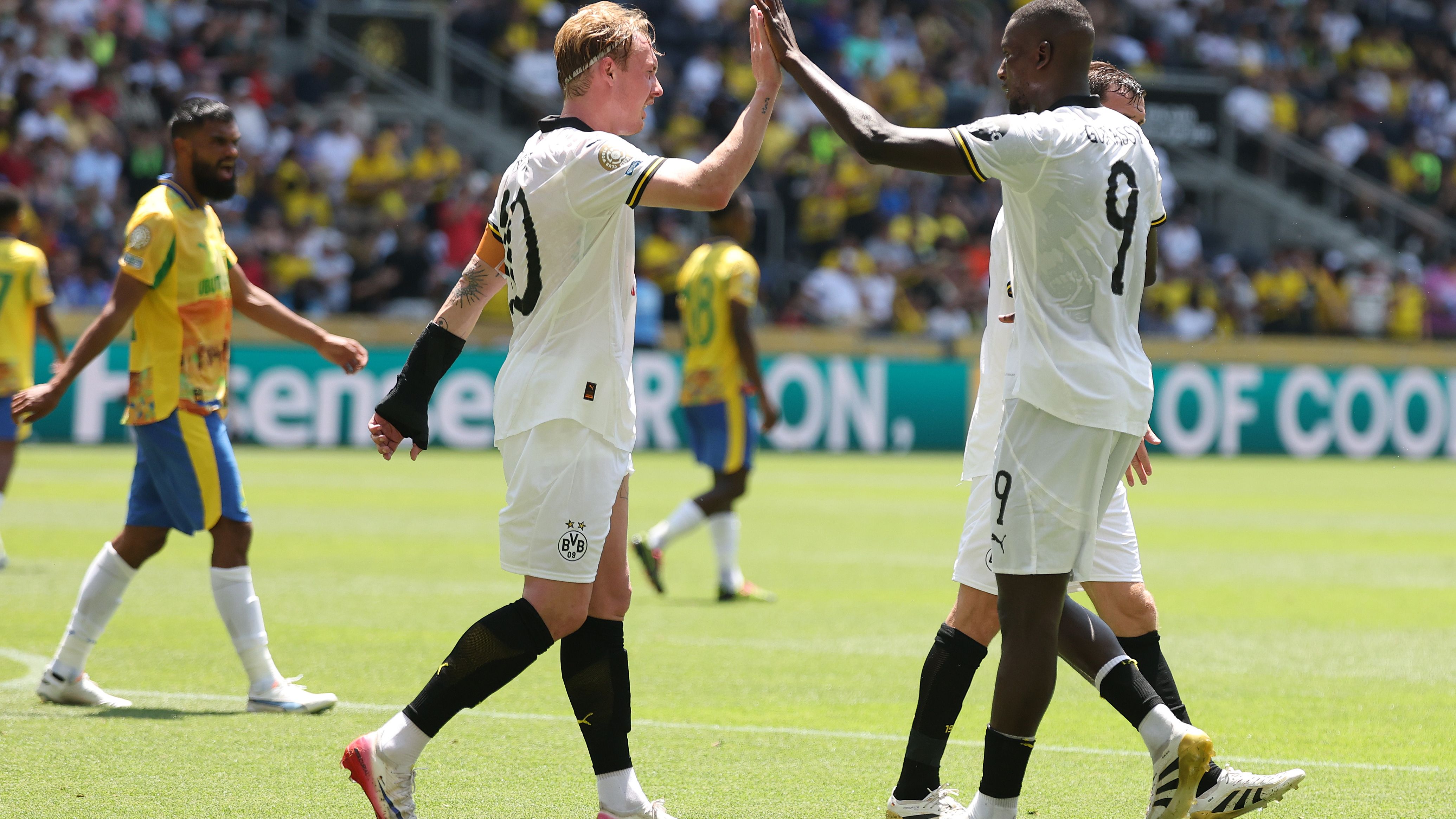 Mamelodi Sundowns FC v Borussia Dortmund: Group F - FIFA Club World Cup 2025