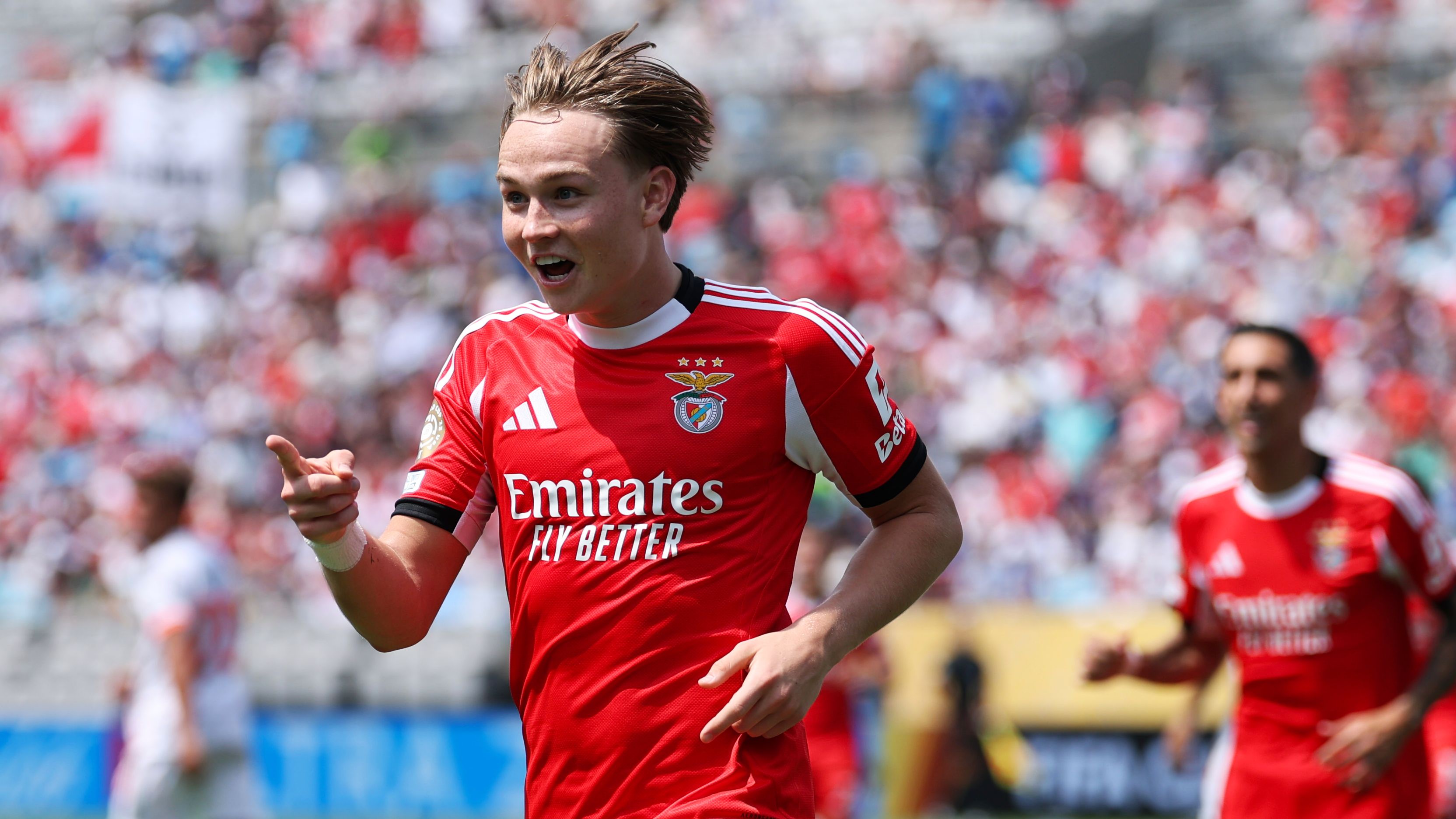 SL Benfica v FC Bayern München: Group C - FIFA Club World Cup 2025