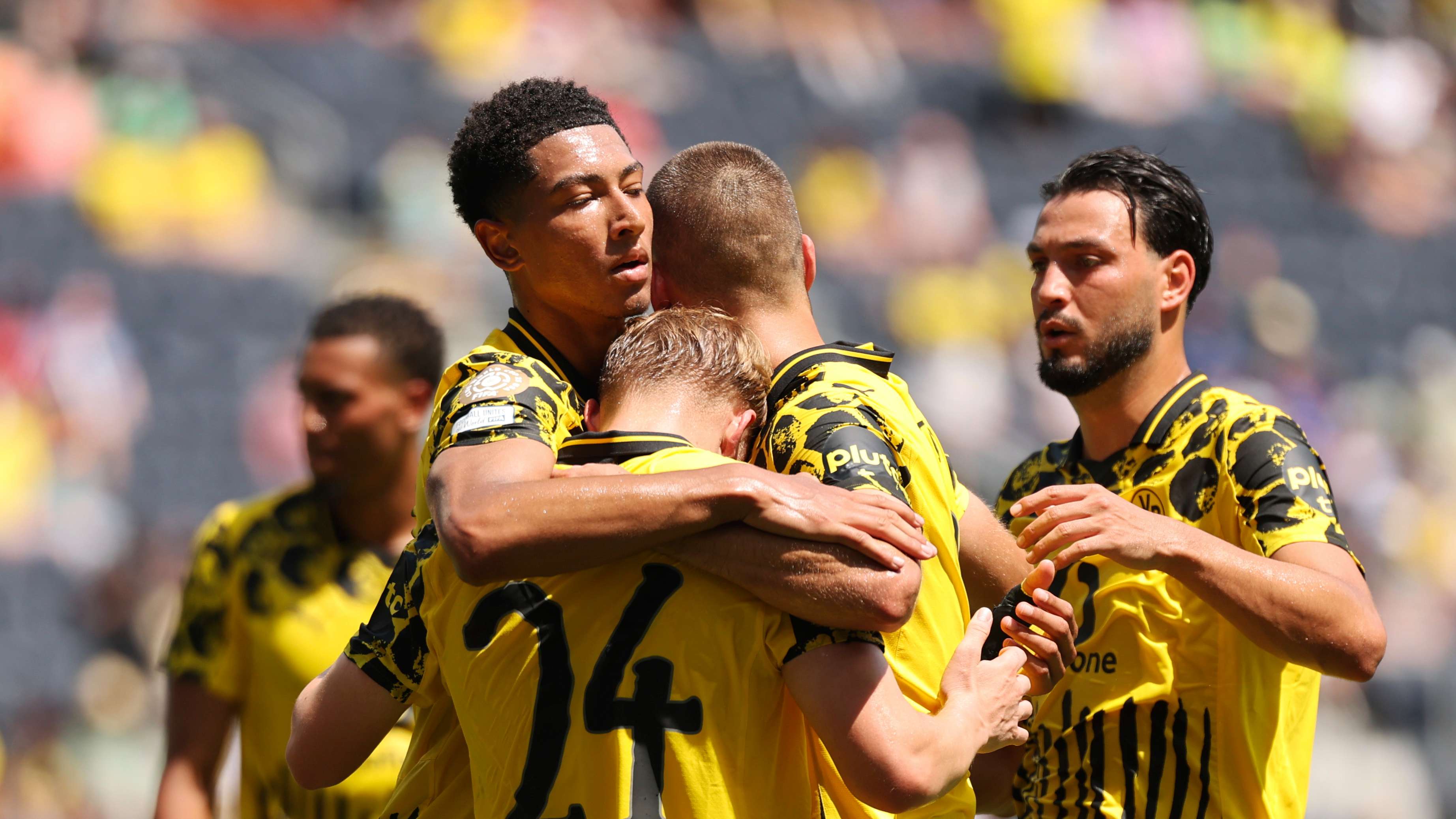 Xác định 12 đội vào vòng 1/8 FIFA Club World Cup 1 USMNT midfielder Gio Reyna earns first minutes of Club World Cup as  Borussia Dortmund defeat Ulsan HD to finish atop Group F | Goal.com