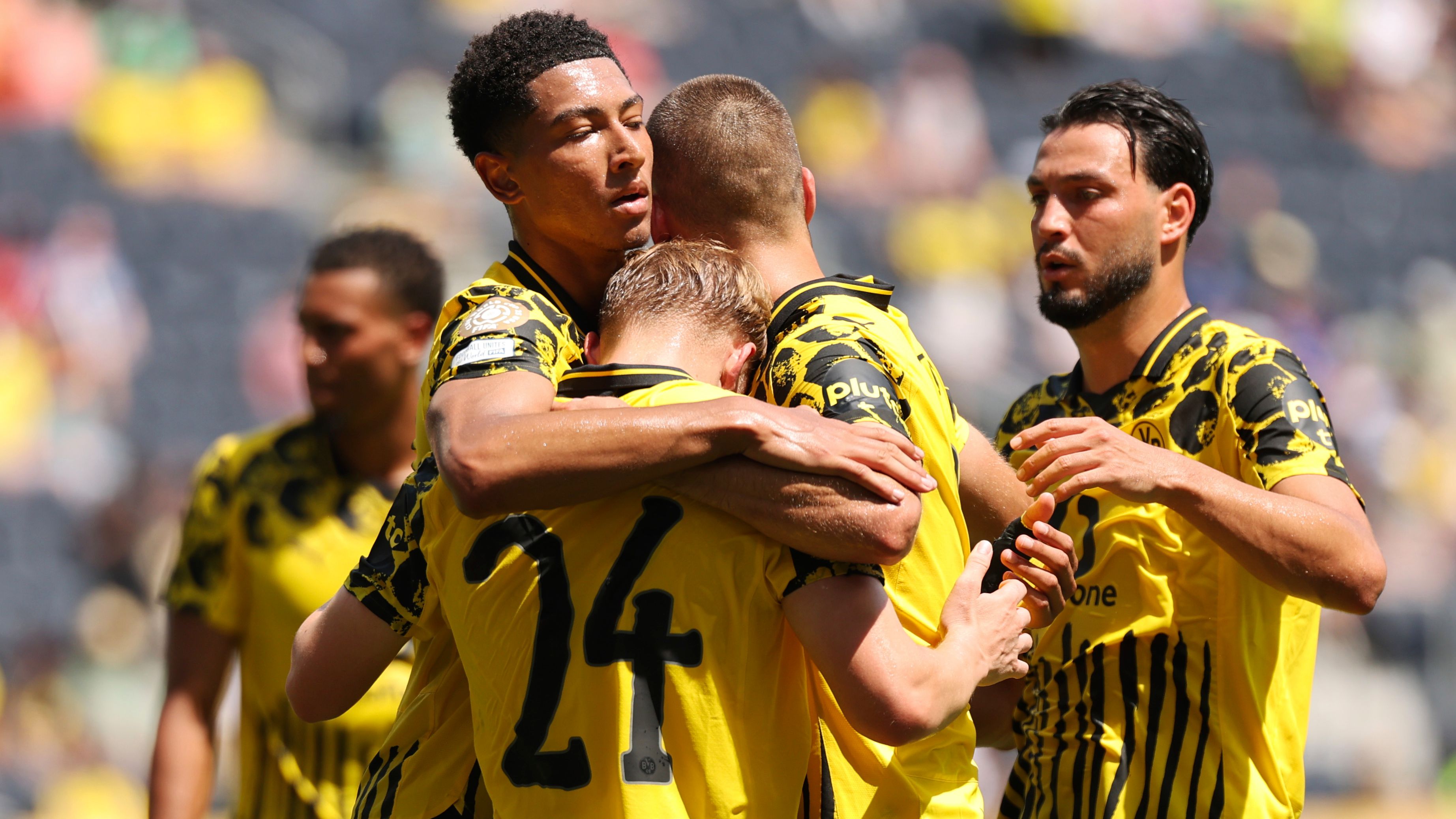 Borussia Dortmund v Ulsan HD FC: Group F - FIFA Club World Cup 2025