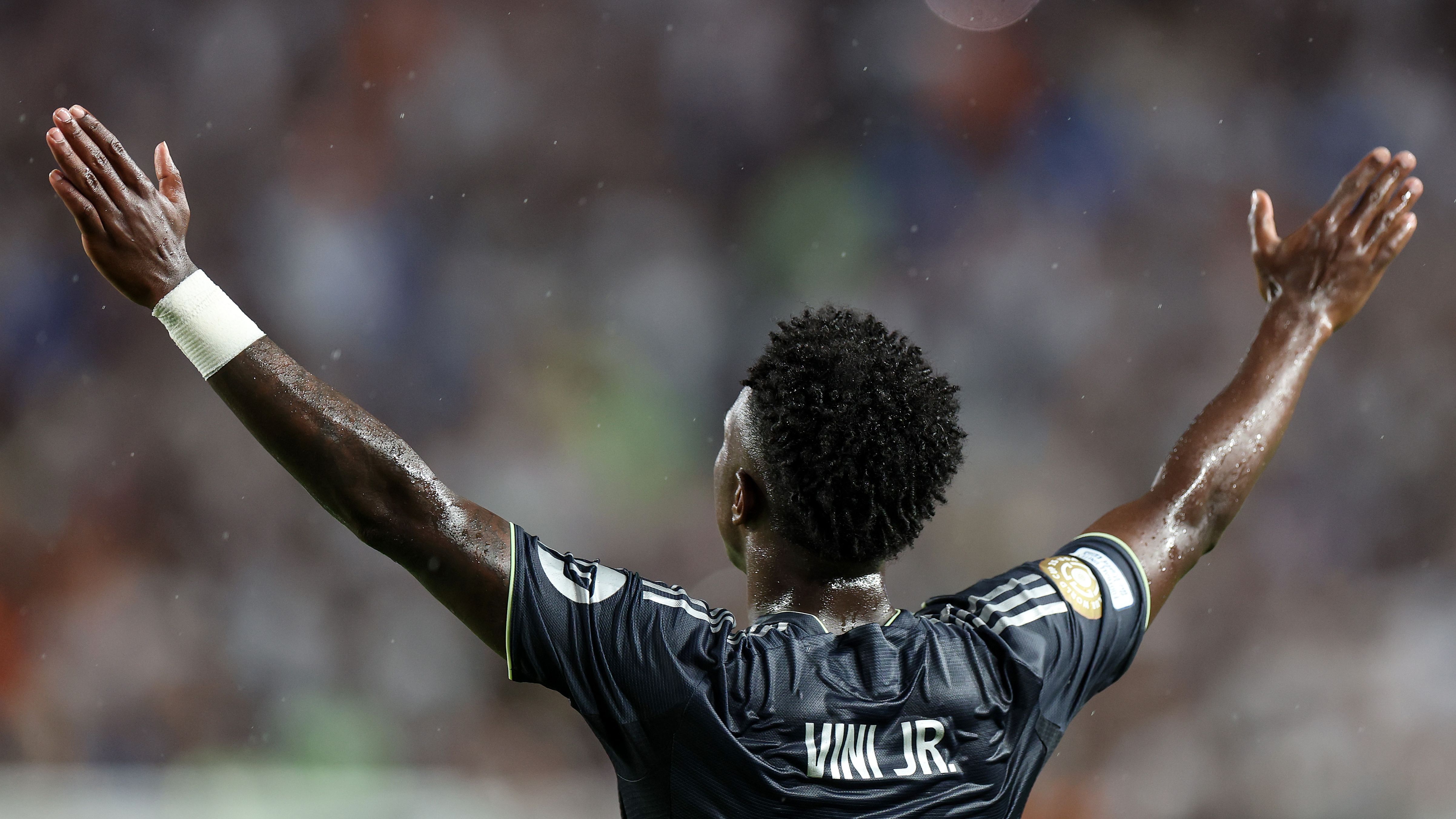 FC Salzburg v Real Madrid CF: Group H - FIFA Club World Cup 2025