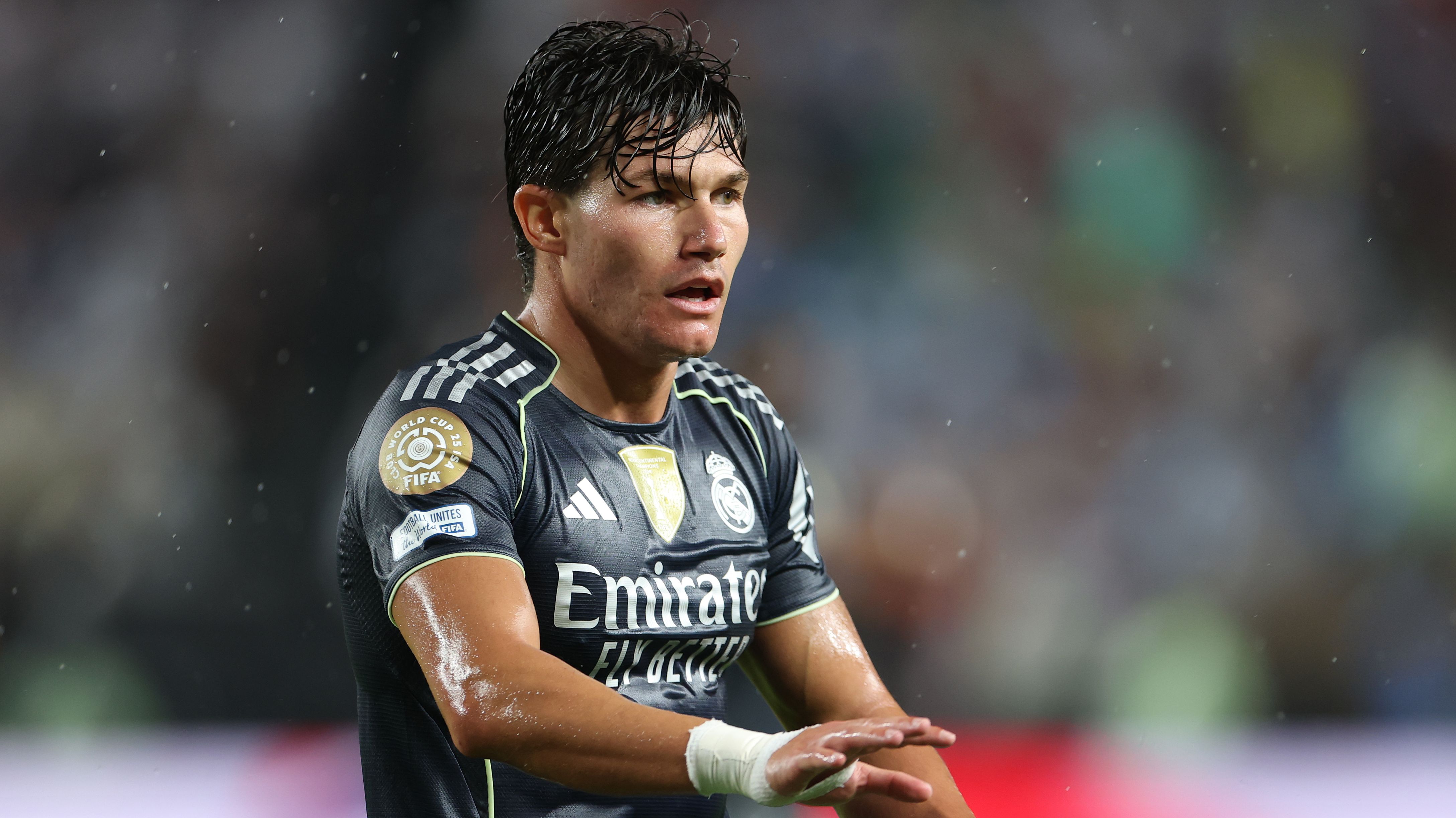 FIFAクラブワールドカップグループリーグ・ベストイレブン：37歳