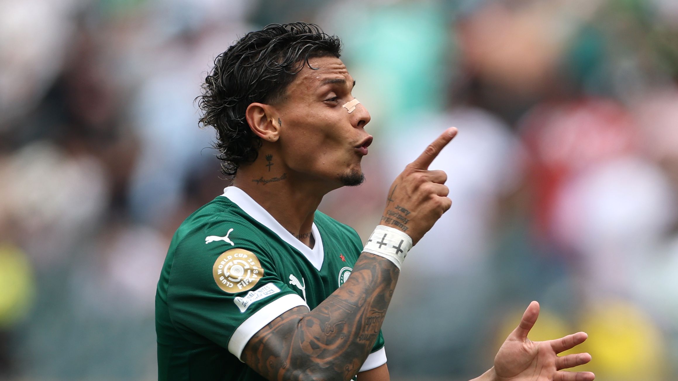 Inter target €30m Palmeiras star Richard Rios who told Nicolas Otamendi he 'can't even run anymore' after impressive Club World Cup run | Goal.com UK