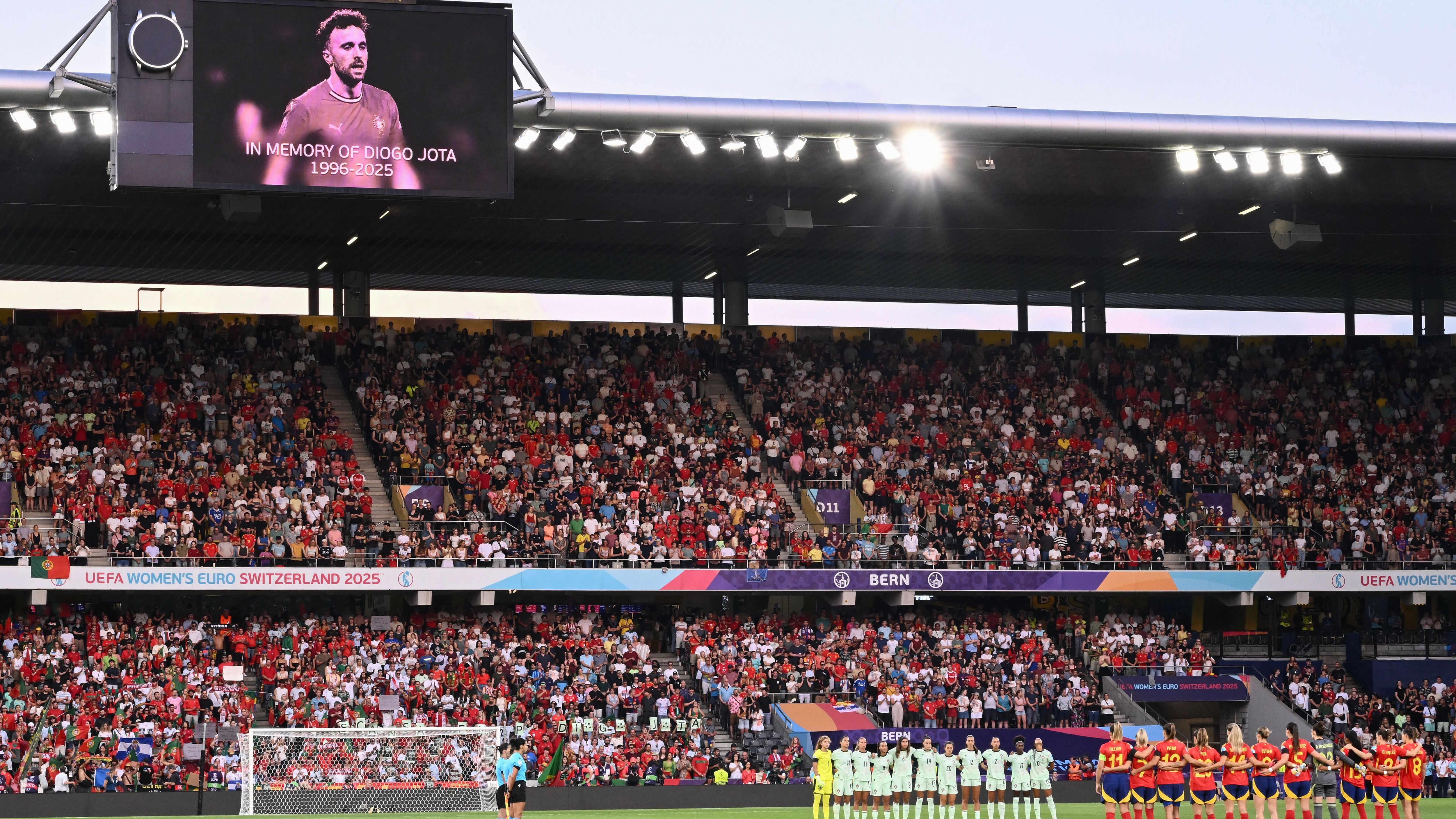 FBL-WOMEN-EURO-2025-MATCH3-ESP-POR-TRIBUTE-JOTA