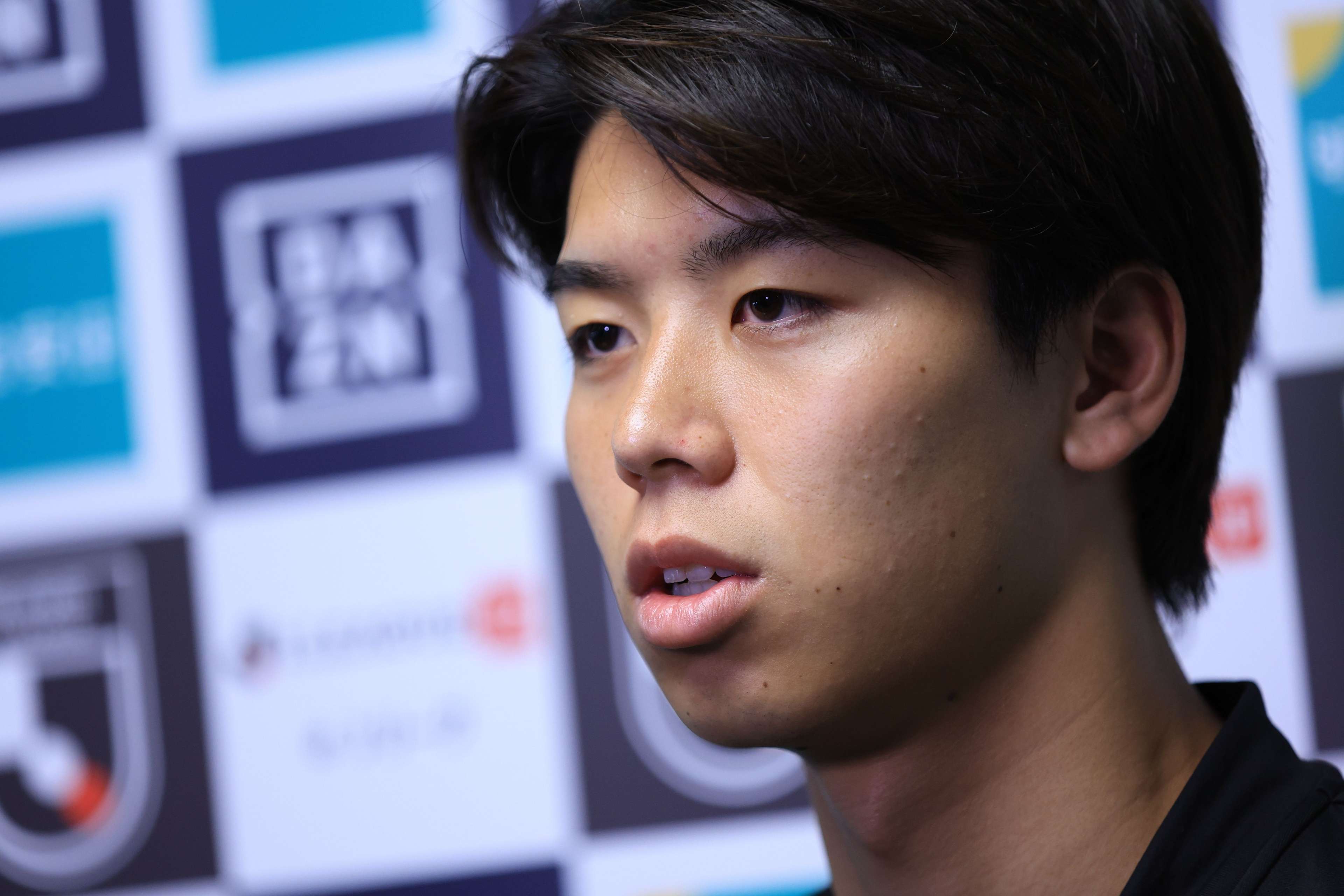 Tokyo Verdy v Kawasaki Frontale - J.LEAGUE MEIJI YASUDA J1