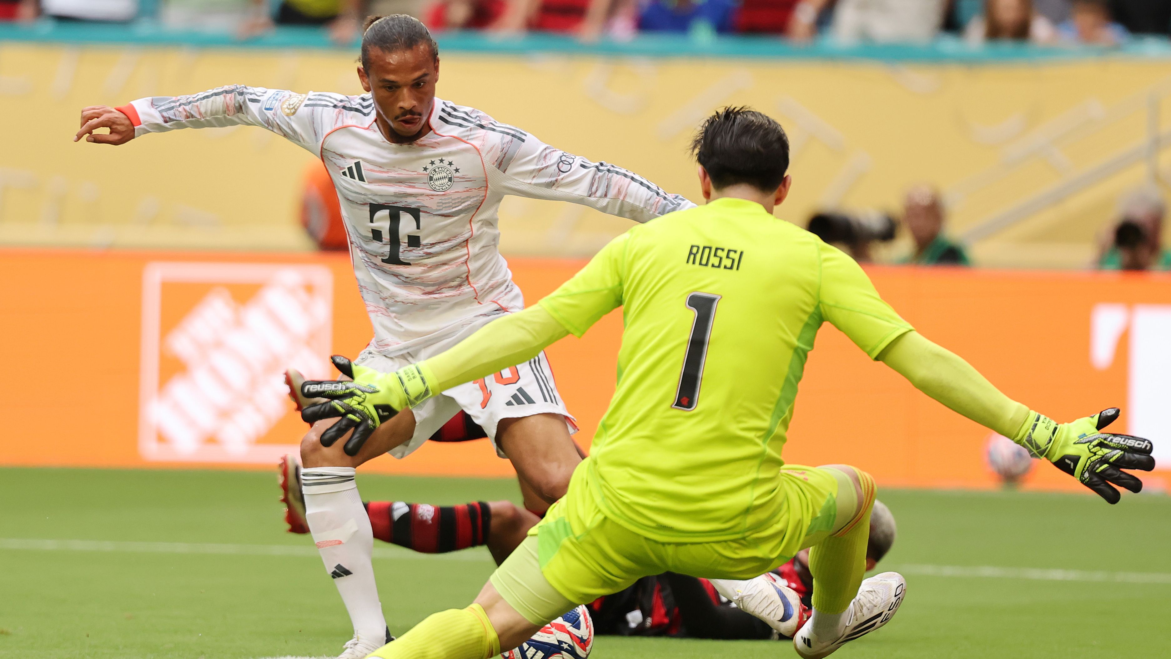 CR Flamengo v FC Bayern München: Round Of 16 - FIFA Club World Cup 2025