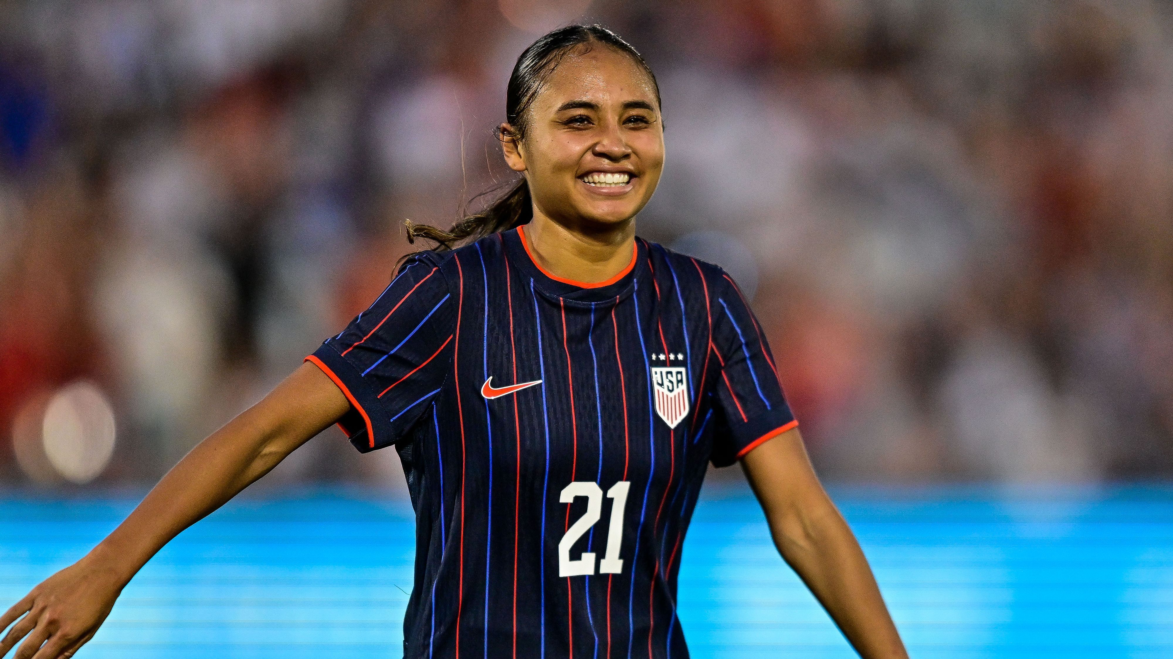 Chelsea close in on Alyssa Thompson! Blues reach verbal agreement to sign Angel City star in deal worth just under £1m | Goal.com UK