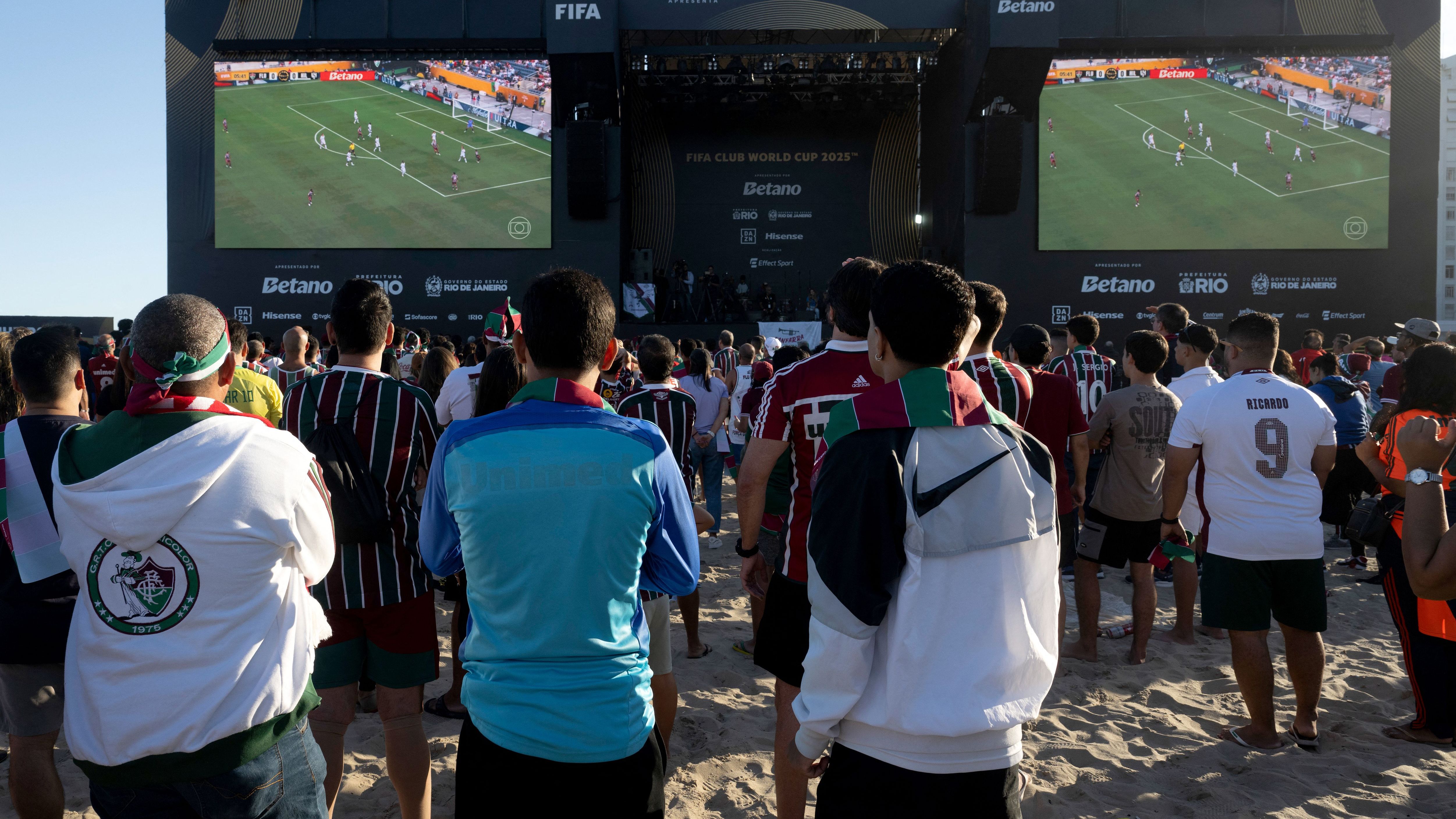 FBL-WC-CLUB-2025-MATCH57-FLUMINENSE-AL-HILAL-FANS