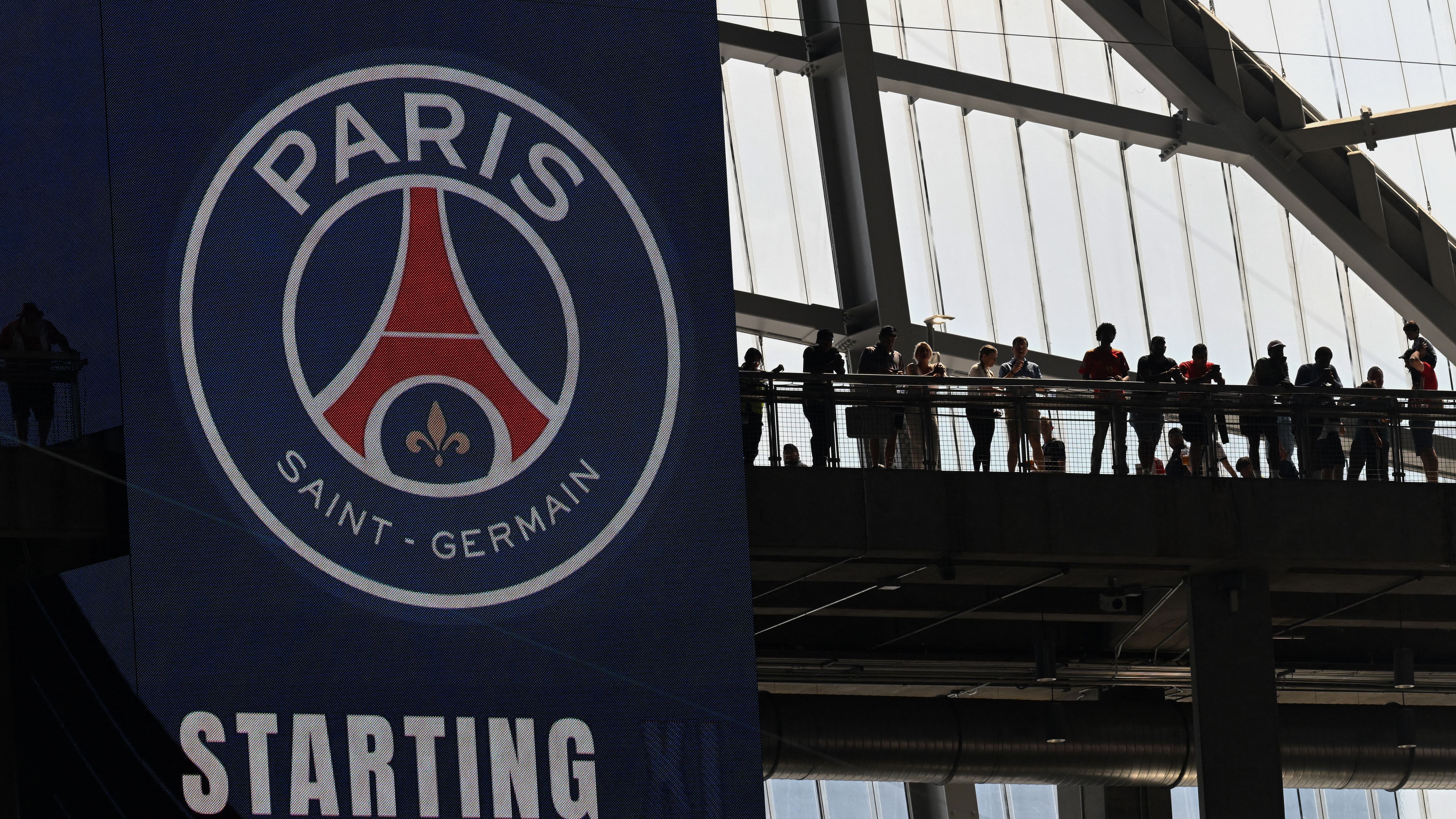 FBL-WC-CLUB-2025-MATCH59-PSG-BAYERN-FANS