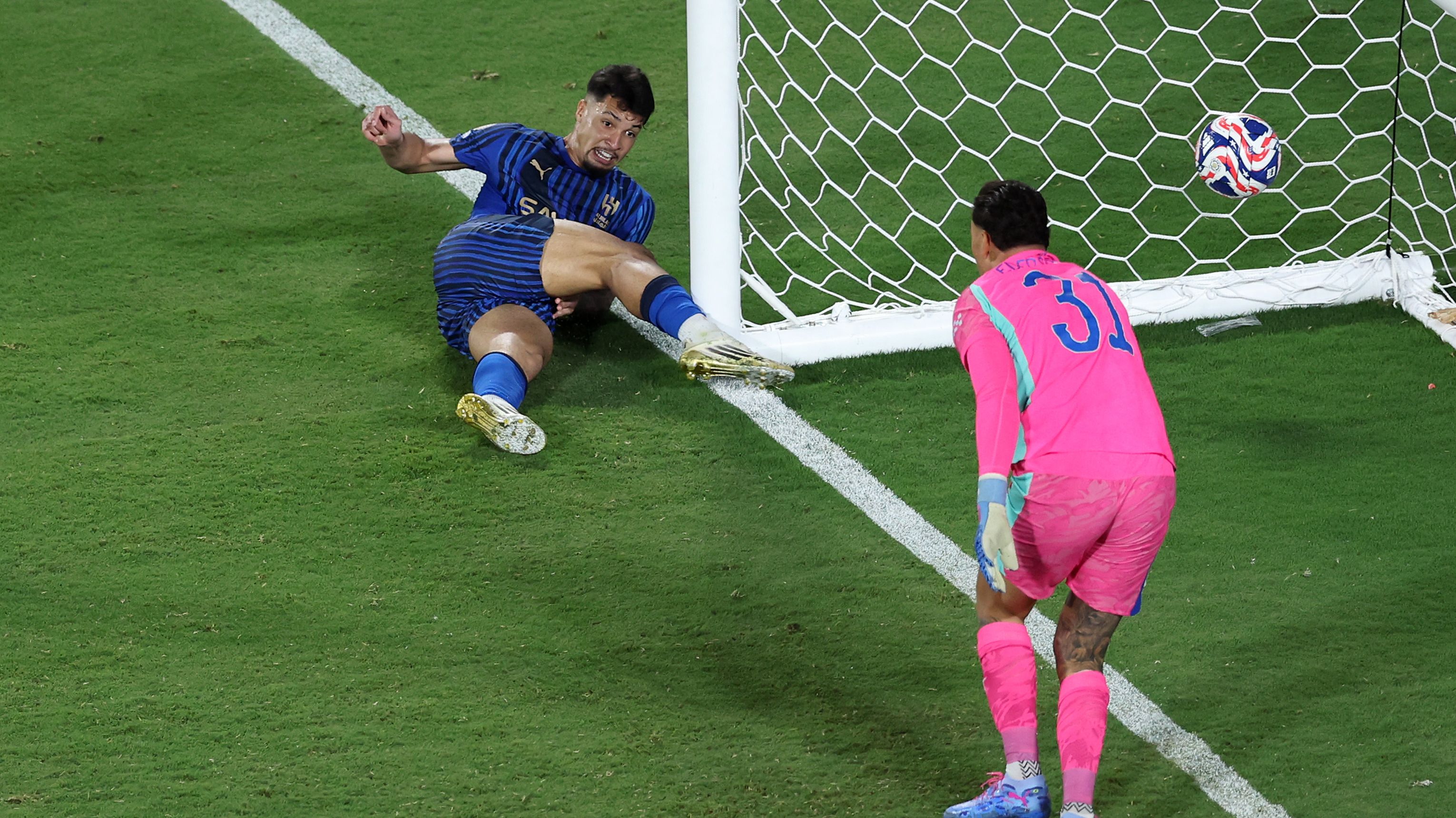 Manchester City FC v Al-Hilal: Round Of 16 - FIFA Club World Cup 2025