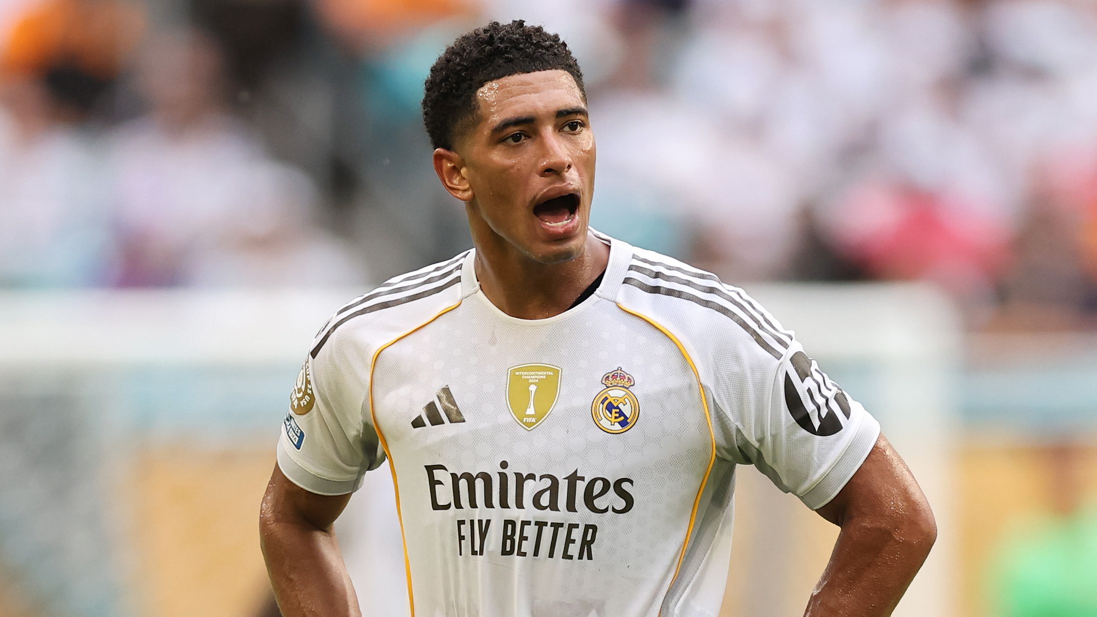 Jude Bellingham slammed for 'unacceptable' treatment of Real Madrid team-mate in Club World Cup win over Juventus as fans tell midfielder to check his 'ego' | Goal.com UK