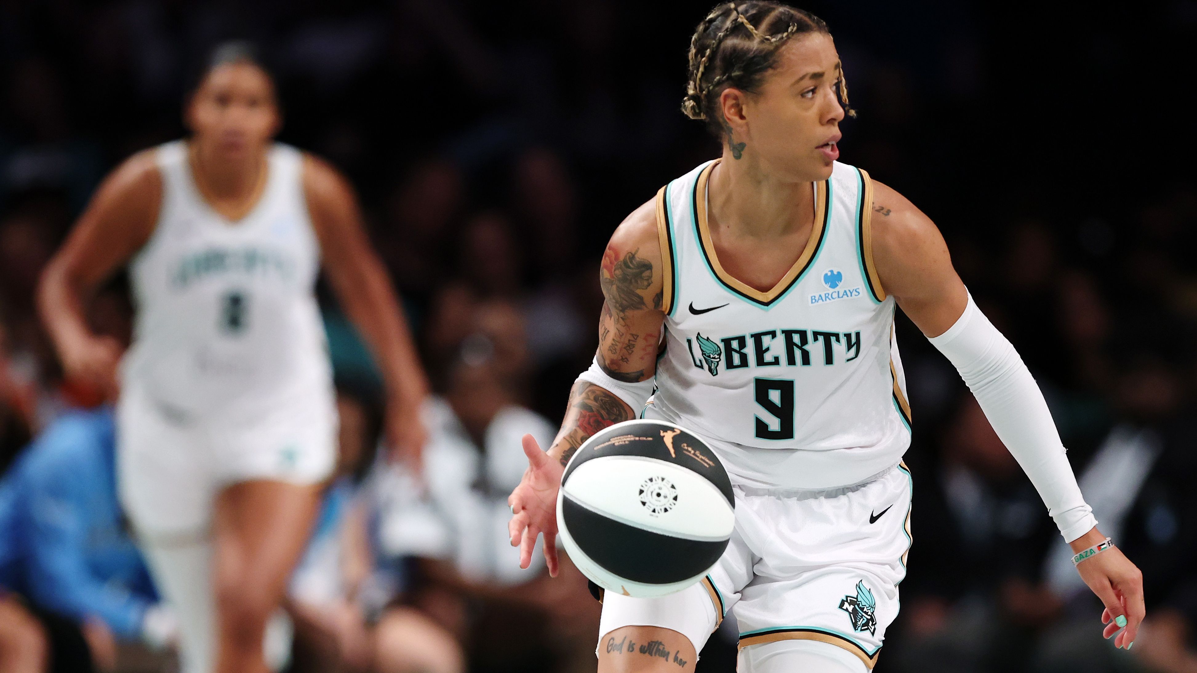 Chicago Sky v New York Liberty