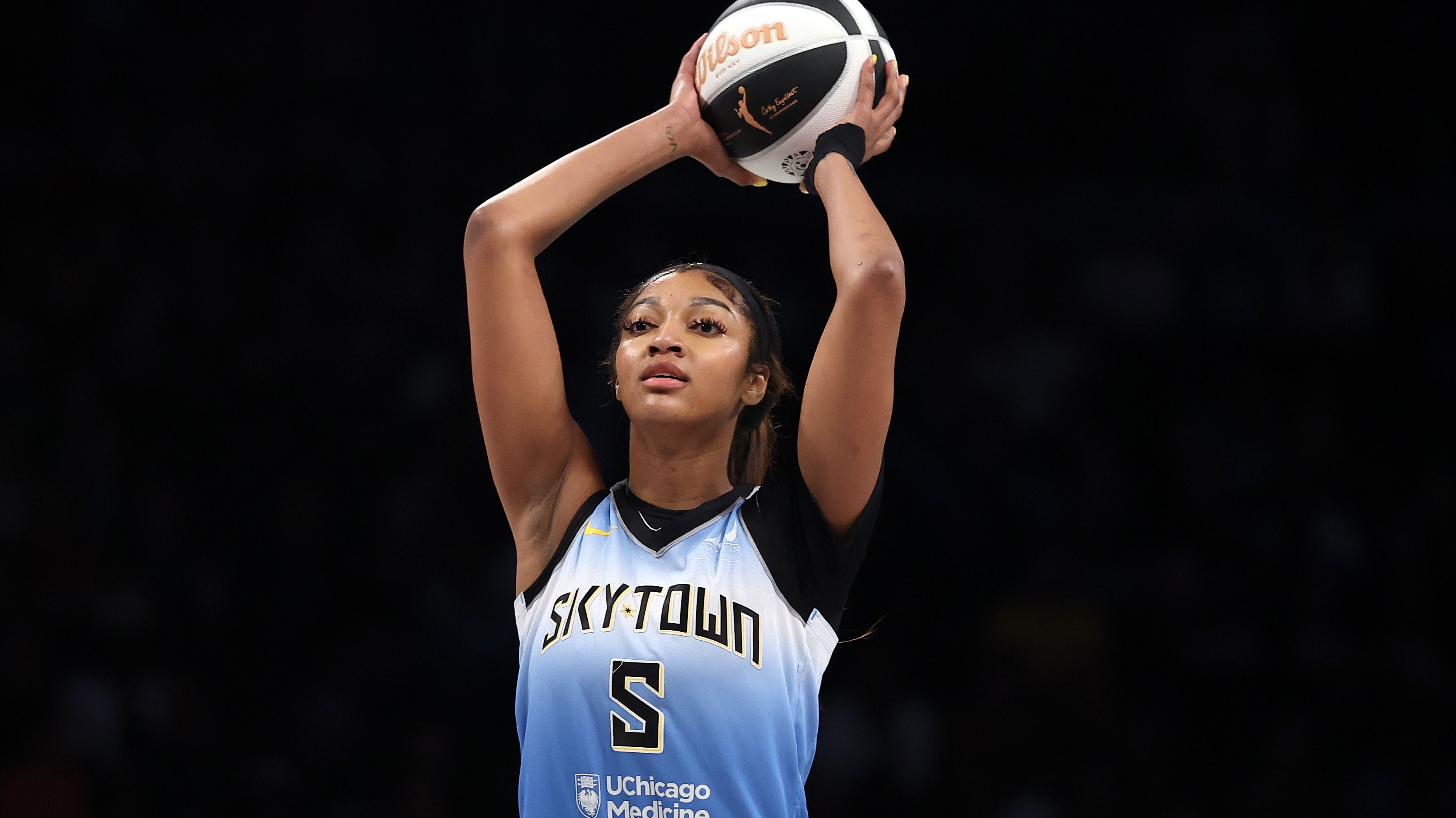Chicago Sky v New York Liberty