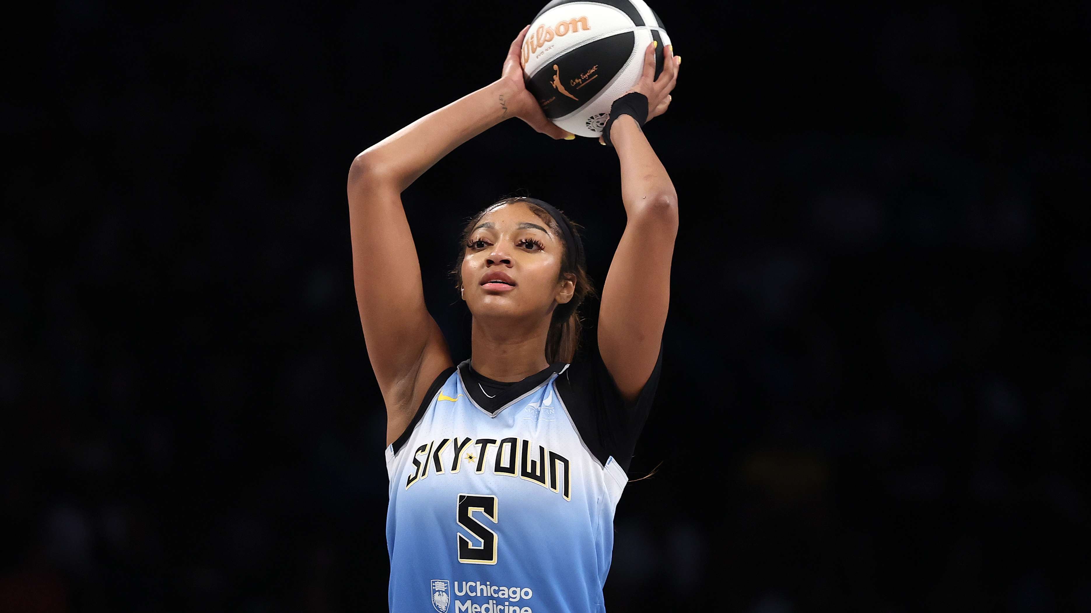 Chicago Sky v New York Liberty